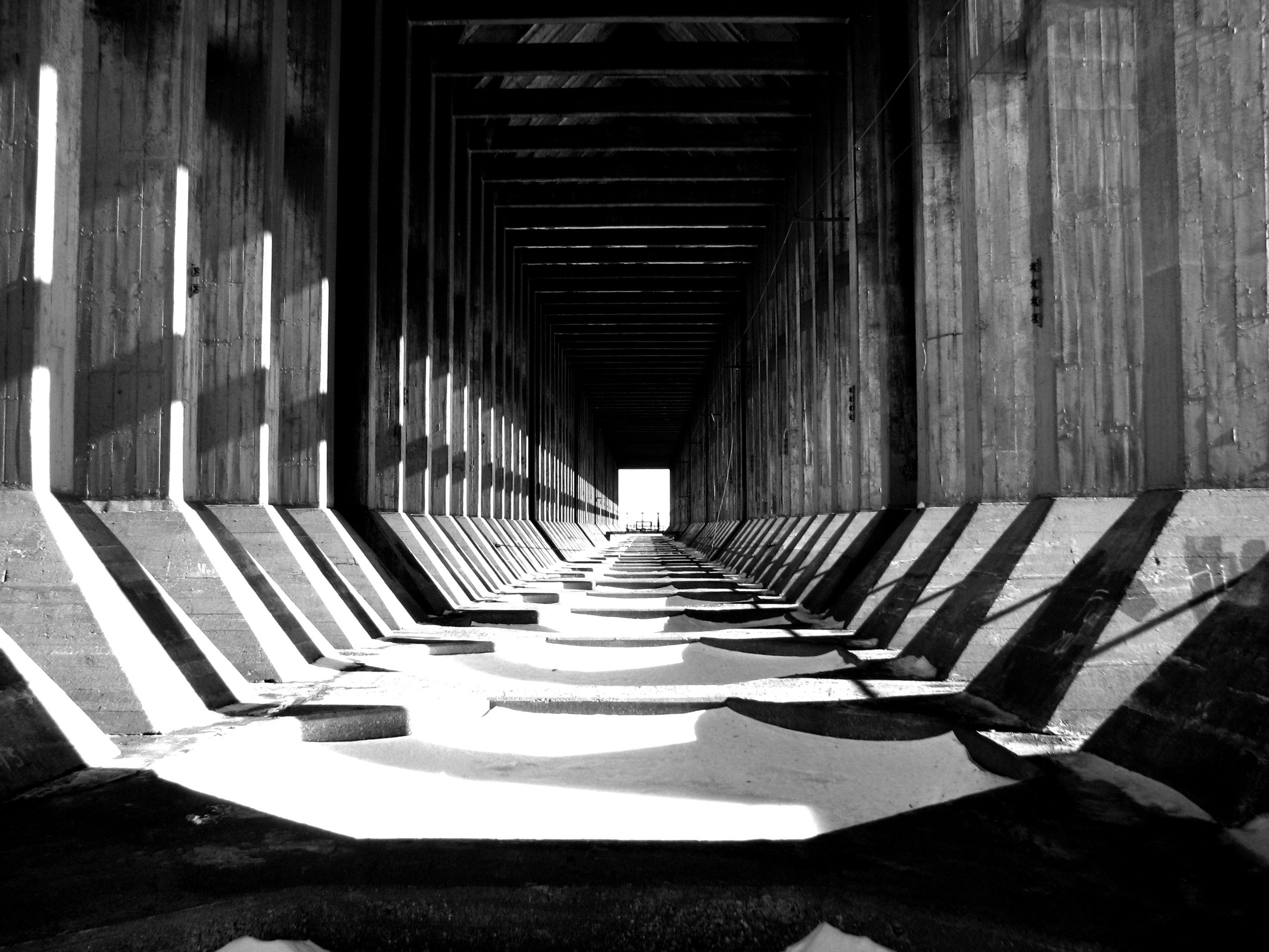 Monochrome Tunnel Urban Beton Gray Concrete In Line 2816x2112