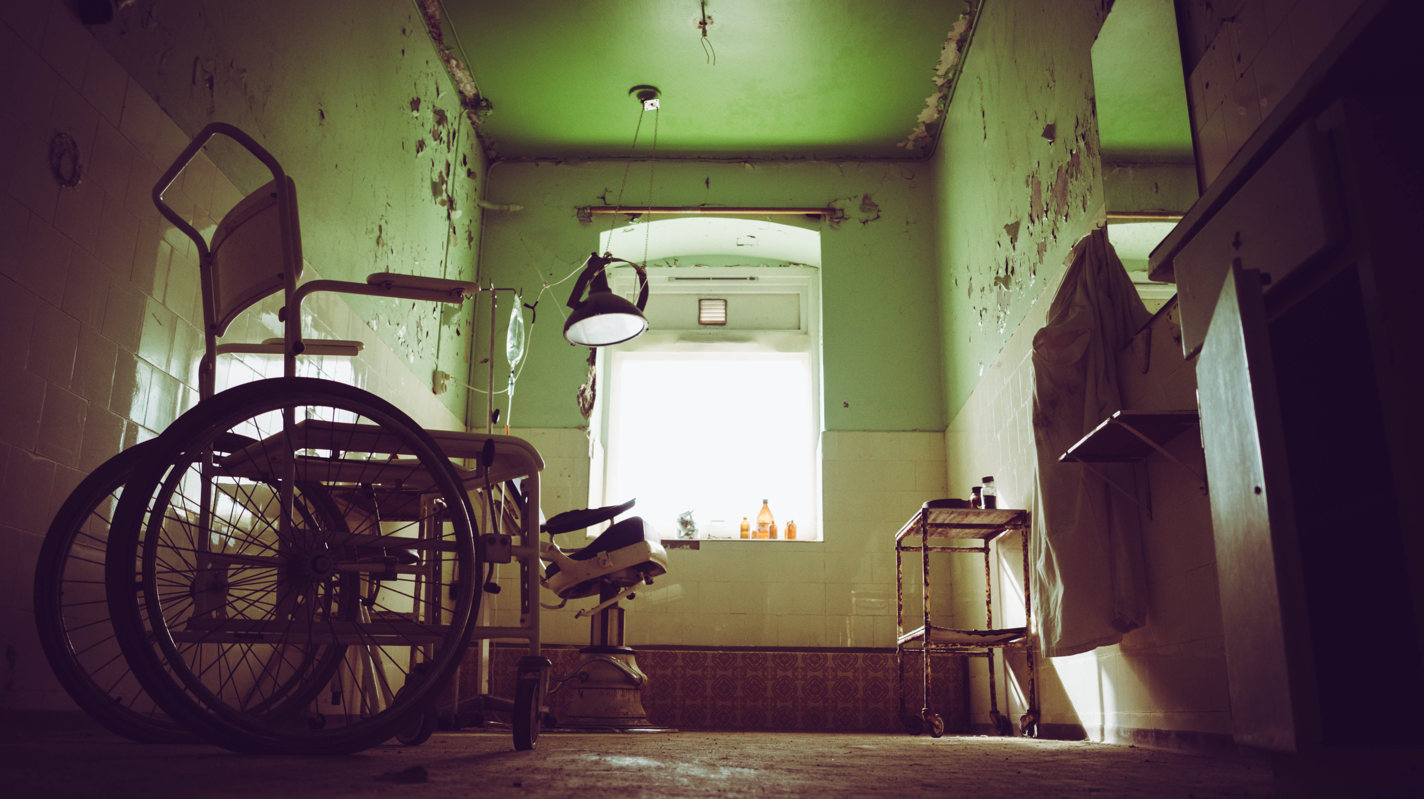 Hospital Wheelchair Asylum Abandoned Urbex Horror Urban Decay Filter 5456x3064
