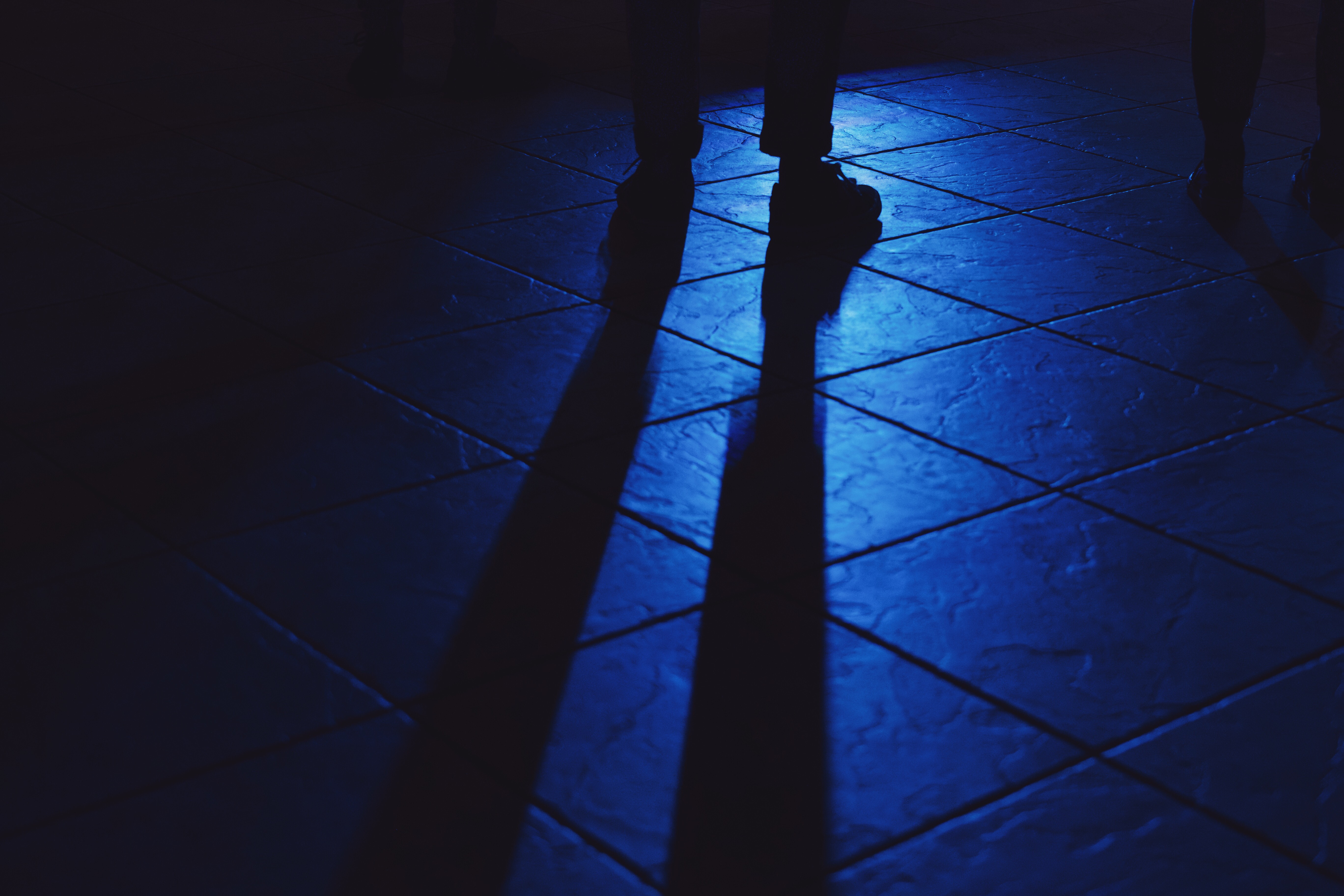 Blue Dark Blue People Silhouette Shadow Dark Shoes Photography Feet Lights Neon Lights Outline 5472x3648