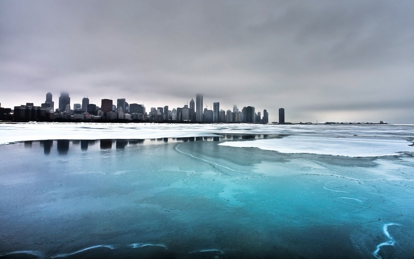 Frozen Lake Chicago City Winter Clouds 1680x1050