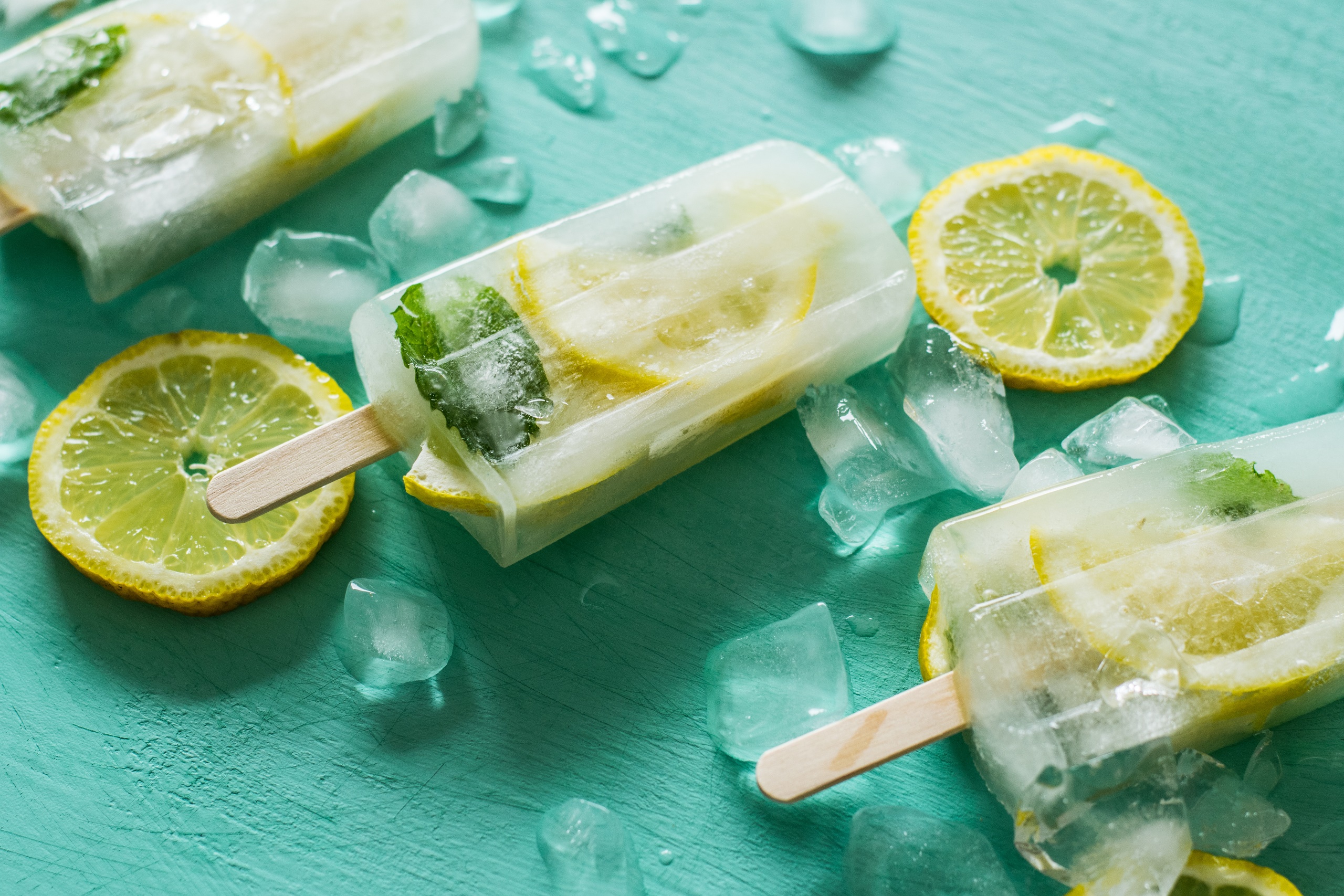 Lemons Food Sweets Popsicle Limes Ice Cubes Green 2560x1707