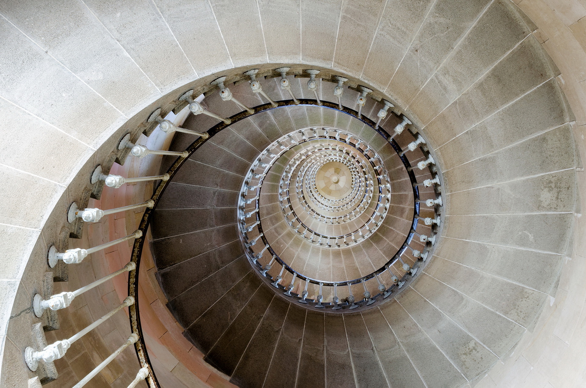 Stairs Spiral Staircase 1920x1271