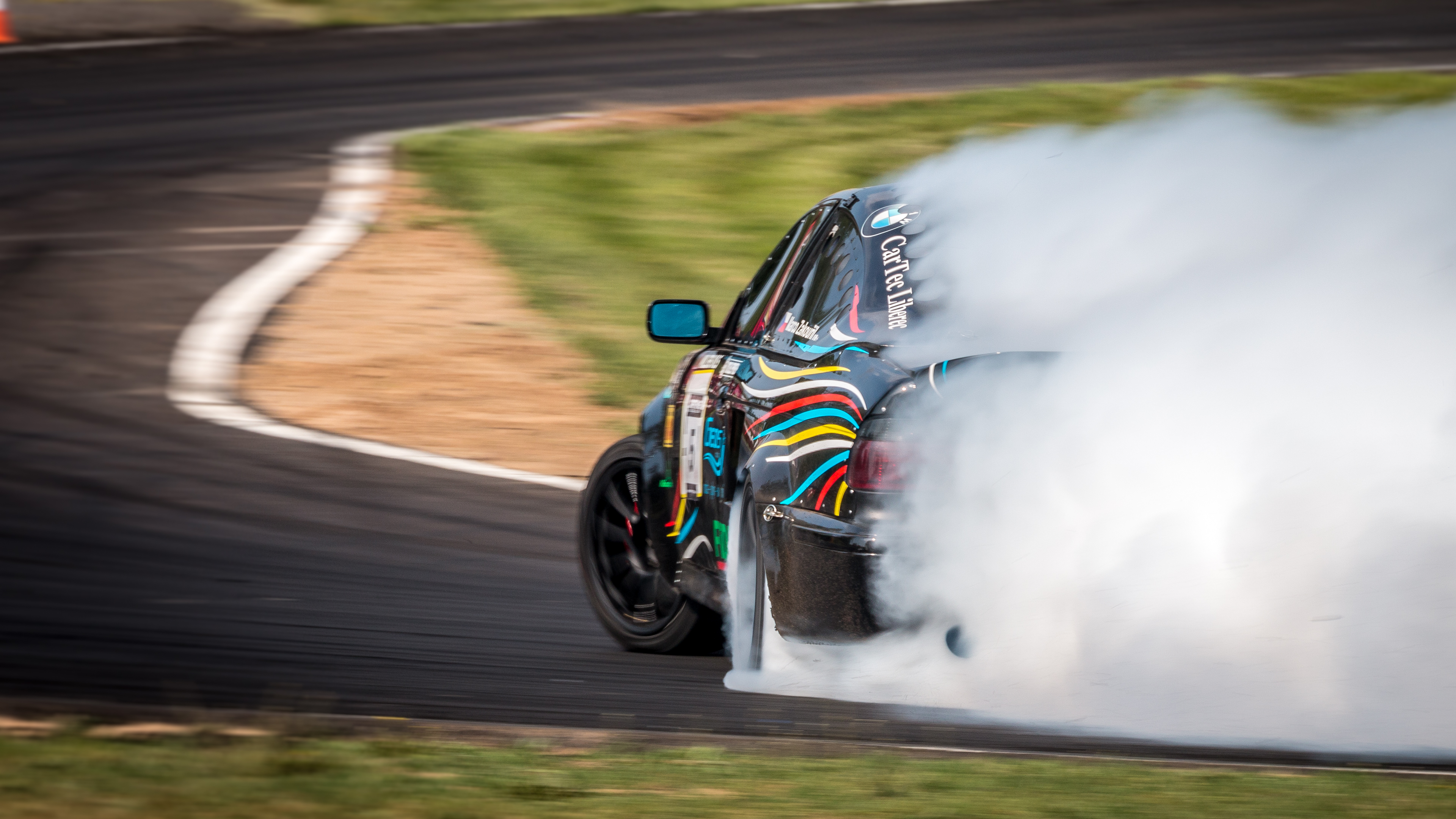 BMW Drift Tracks Smoke Drifting Racing Car 3840x2160