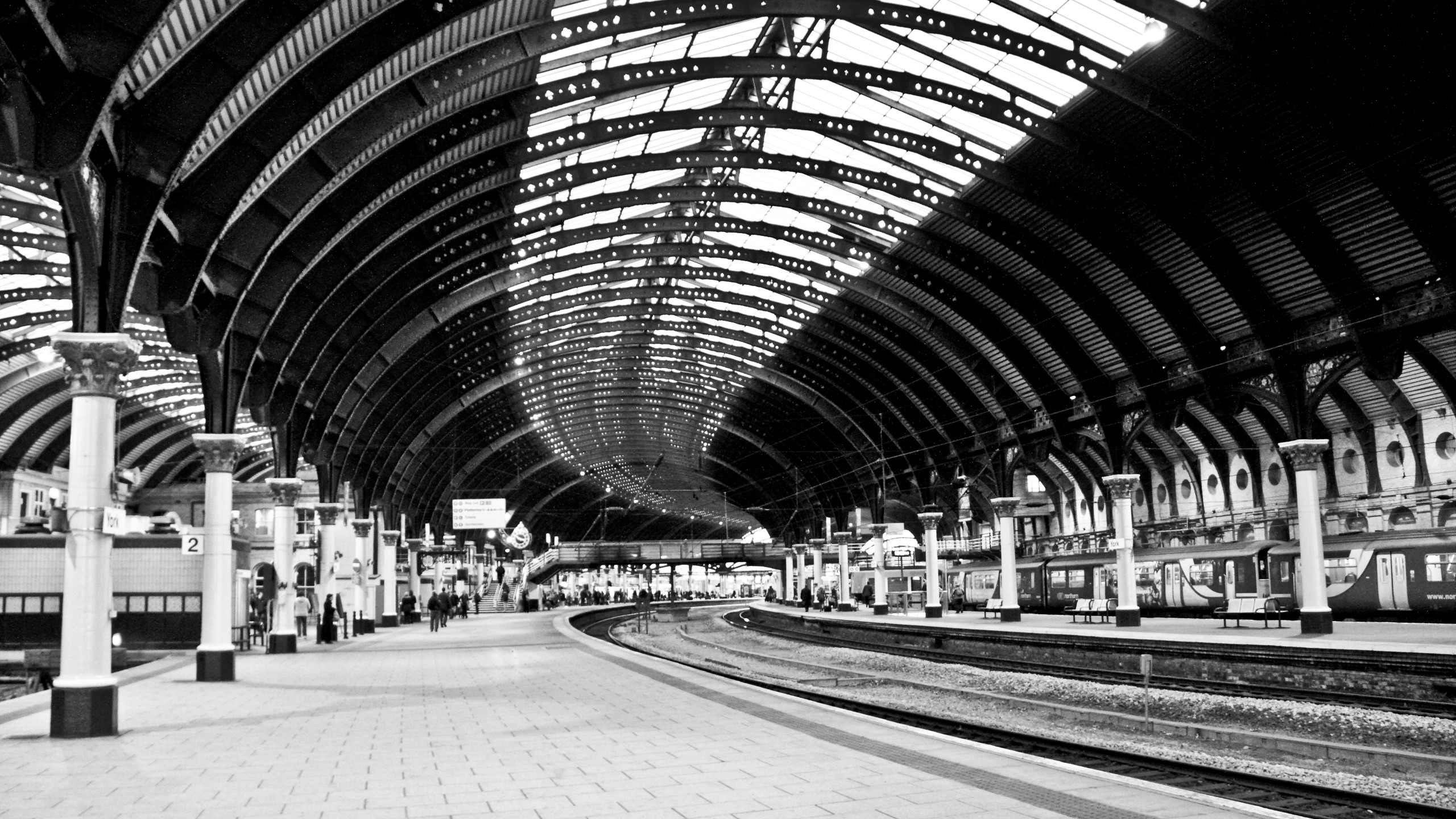 Train Station York England 2560x1440