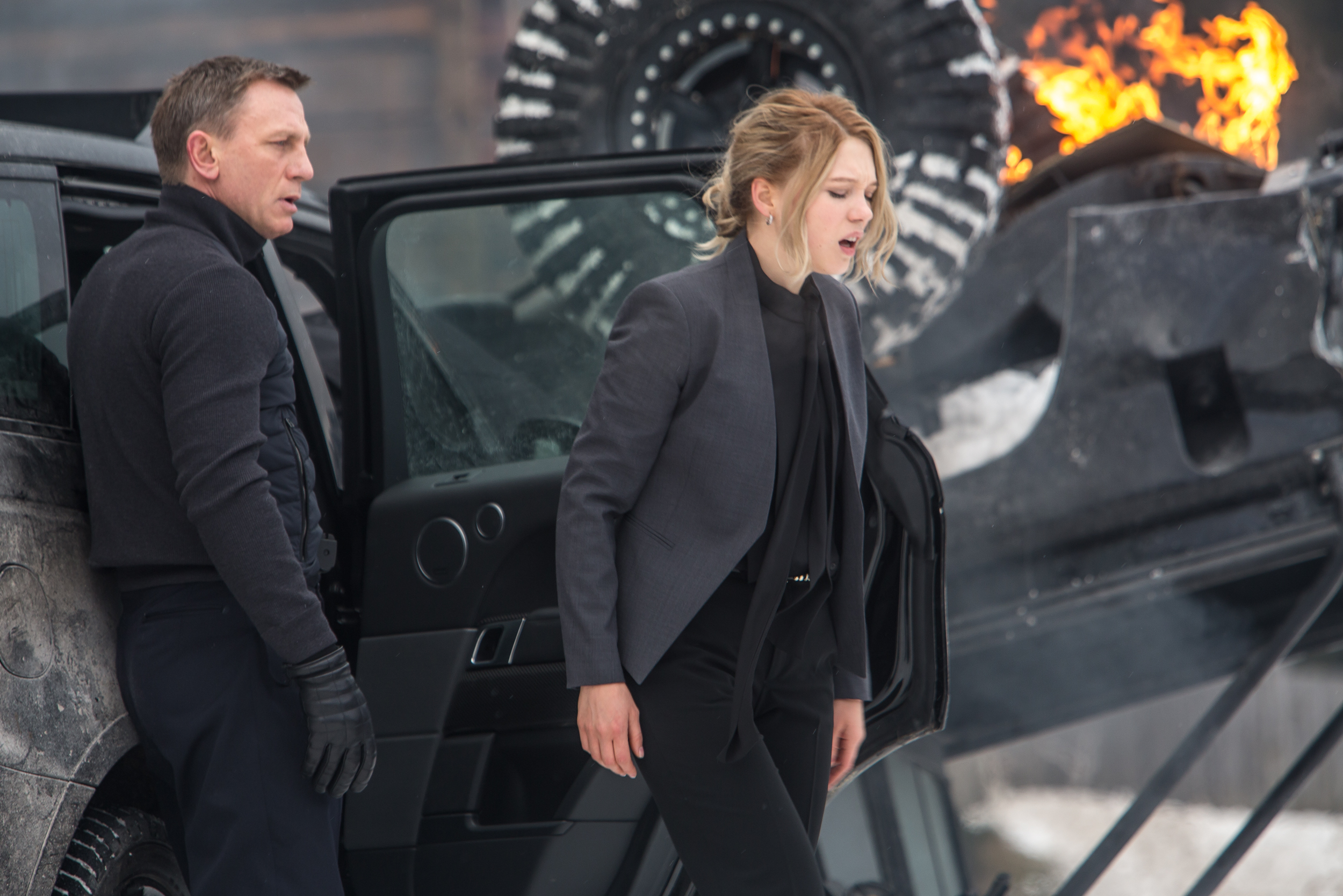 Spectre Movie James Bond Daniel Craig Madeleine Swann Lea Seydoux 2500x1667