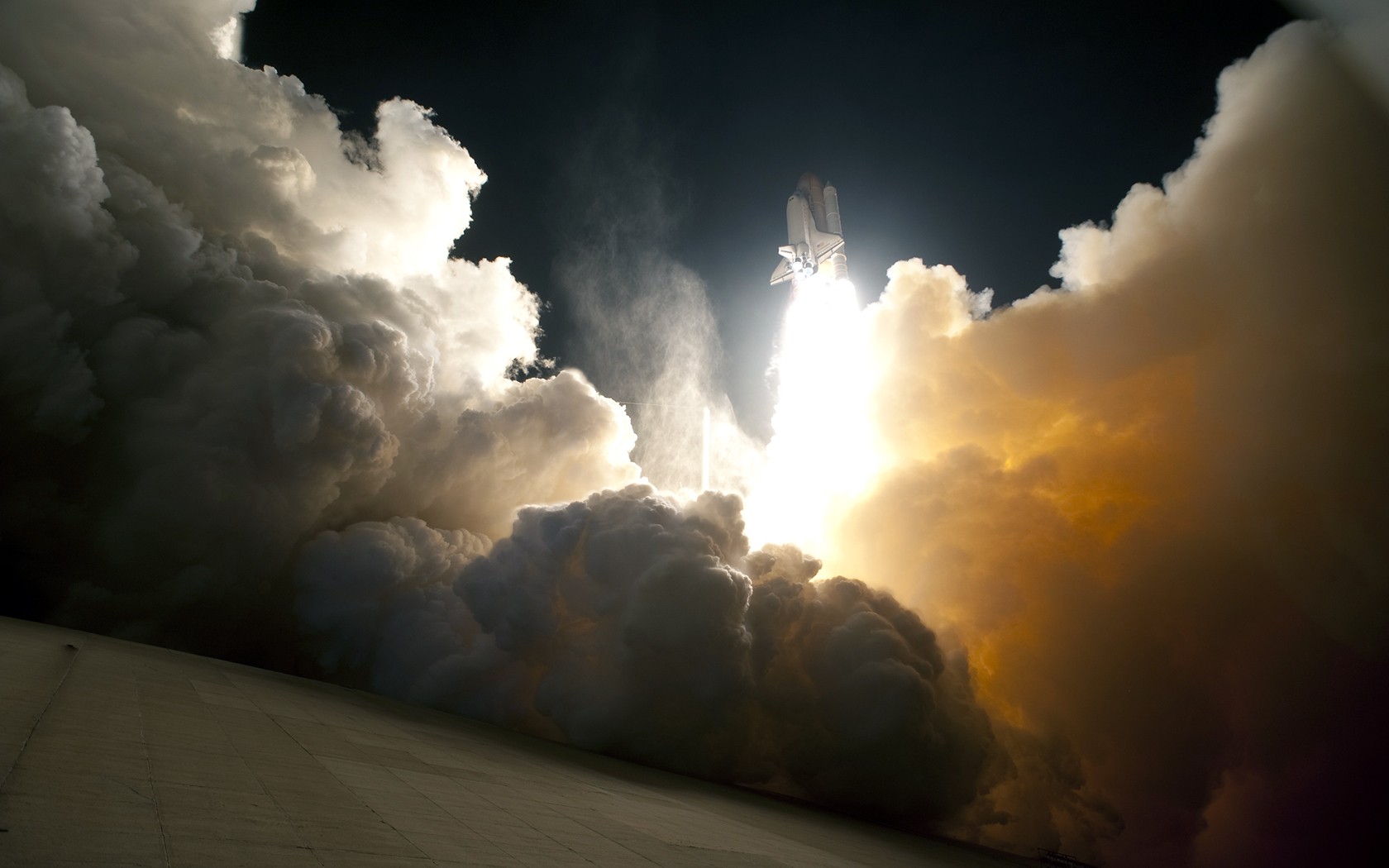 Clouds Rocket Take Off Smoke Space Shuttle NASA Vehicle 1680x1050