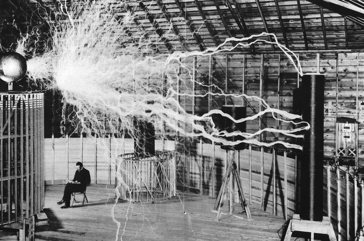 Nikola Tesla Monochrome Vintage Electricity 1181x782