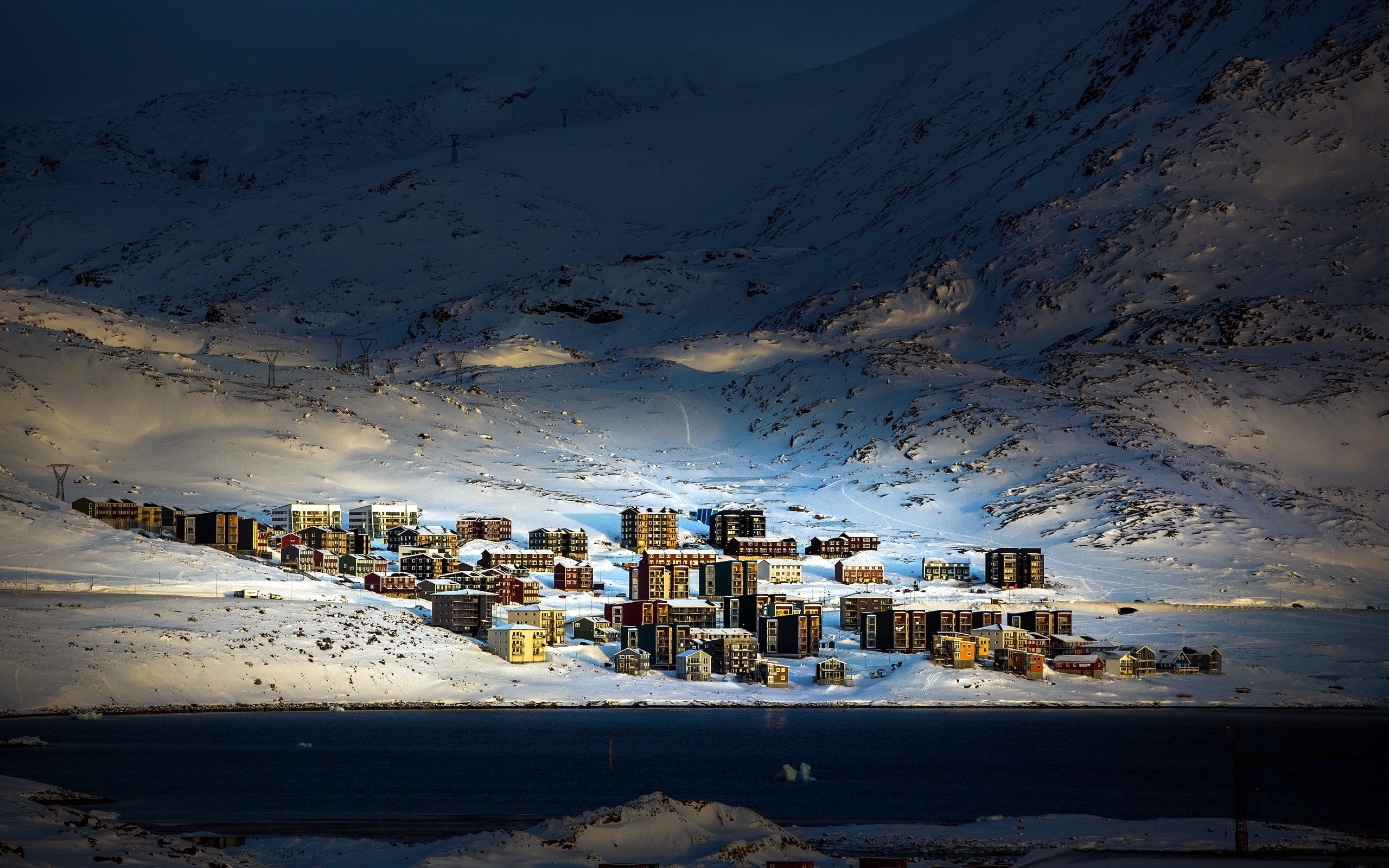 Greenland Arctic Snow Building 2560x1600