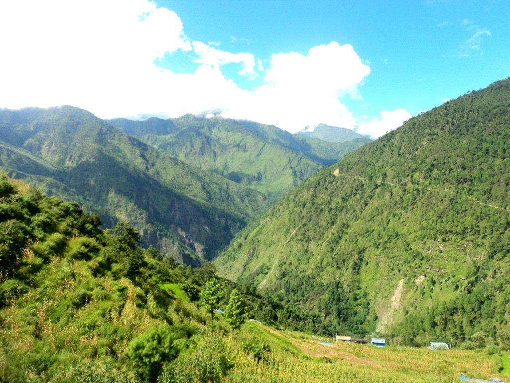 Gosaikunda Nepal Landscape Valley Mountains 1024x768