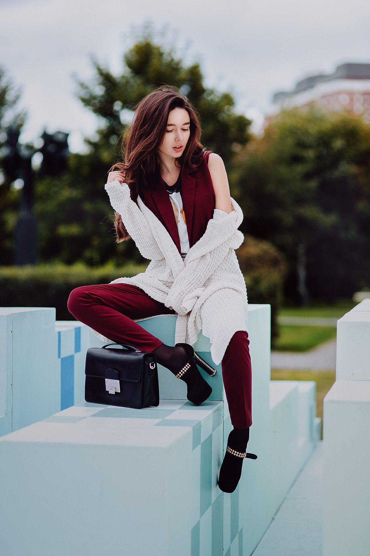 Women Brunette Long Hair Red Clothing White Clothing Shoes High Heels Hand Bags 3D Blocks Fashion 1247x1872
