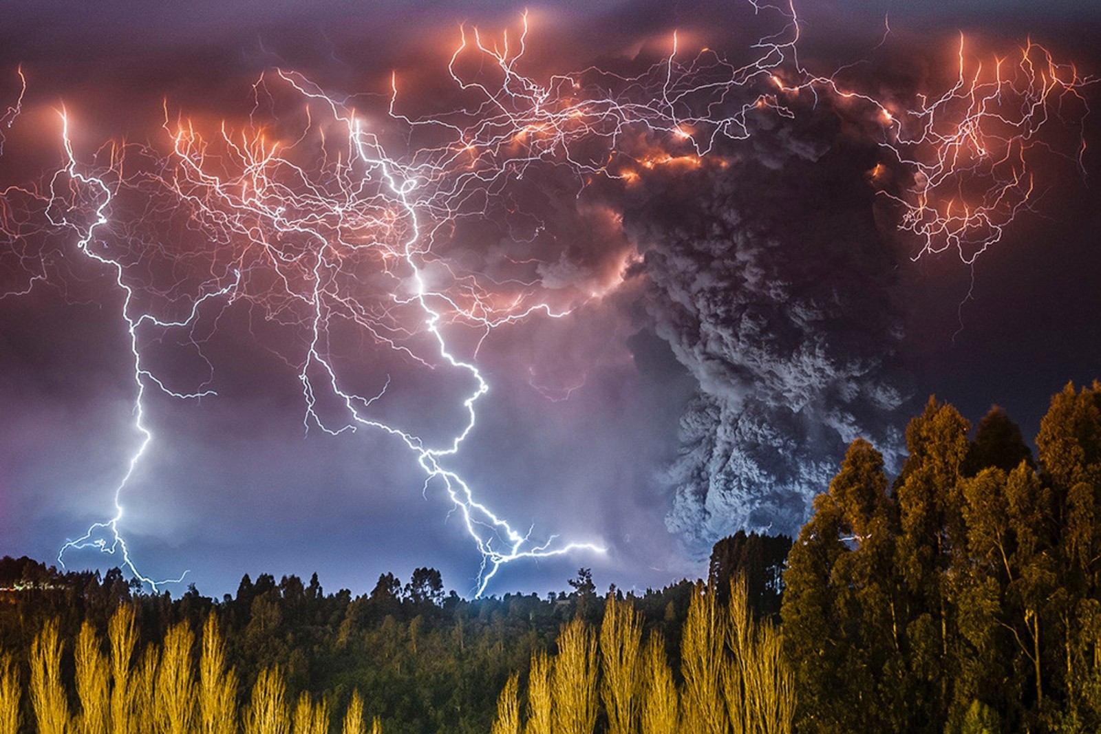 Photography Nature Landscape Lightning Storm Forest Volcano Night Eruption Chile 1600x1067
