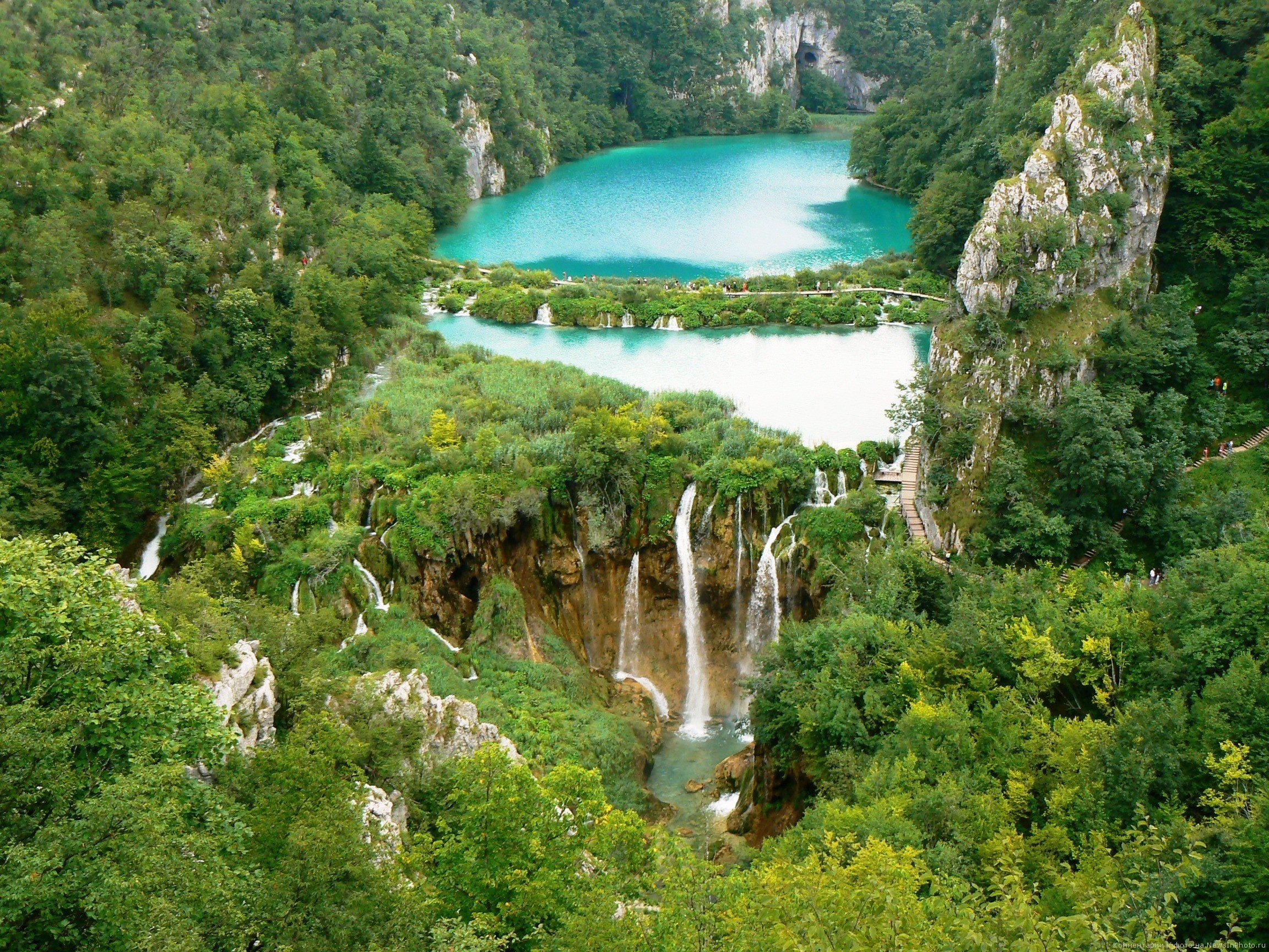 Forest Waterfall Plitvice Lakes National Park Croatia 2304x1728