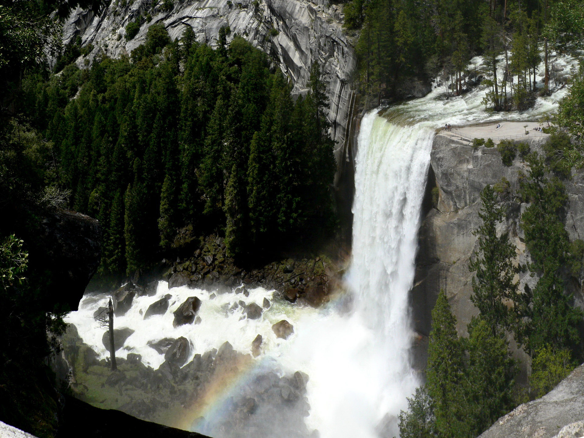 Earth Vernal Fall 1920x1440