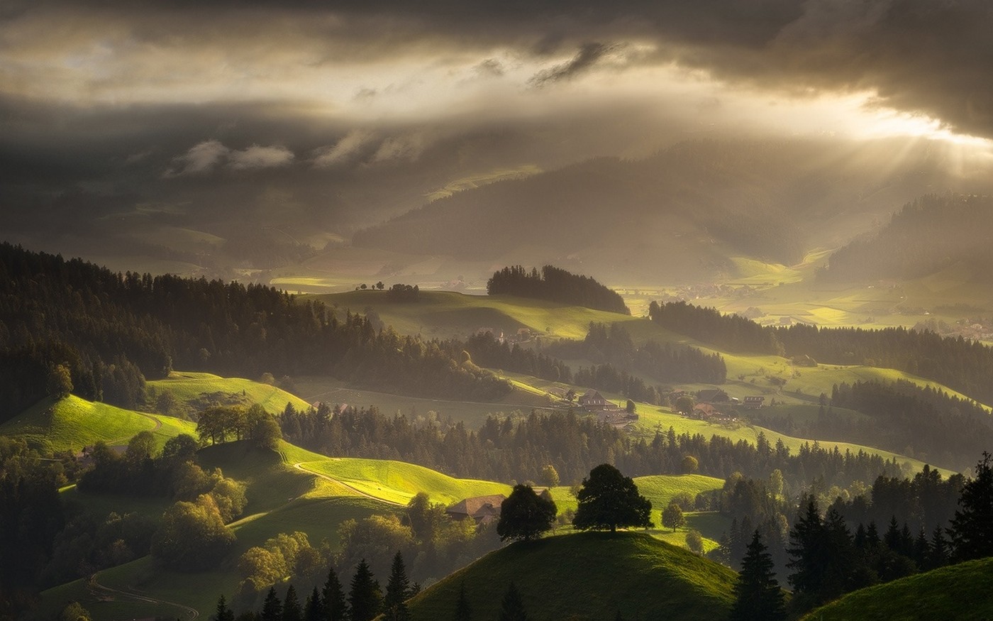 Switzerland Landscape Forest Mist Nature Mountains Villages Sun Rays Clouds Spring Green 1400x875
