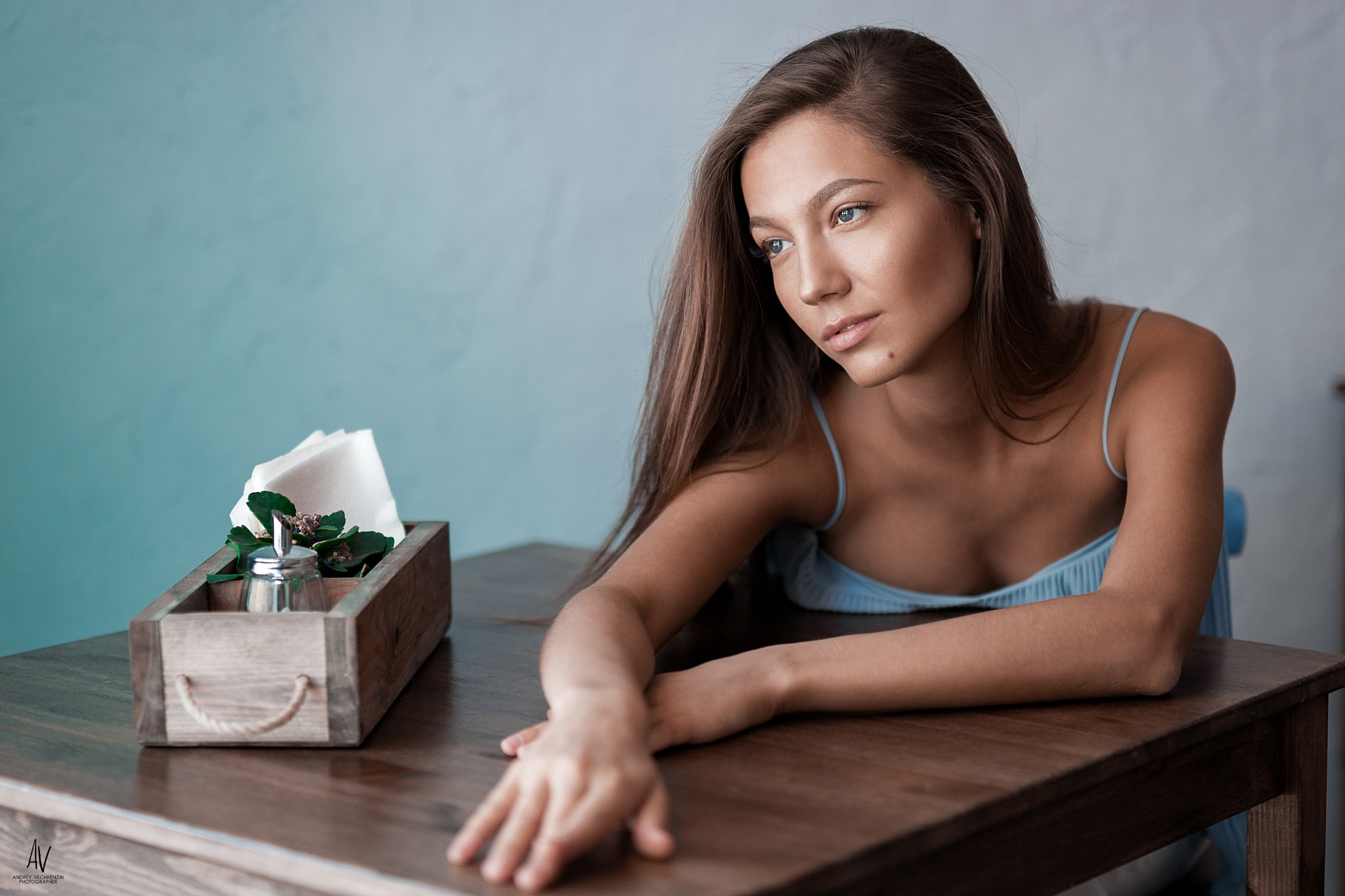 Women Model Brunette Dress Table 500px Women Indoors Long Hair Andrey Vechkenzin 2048x1365