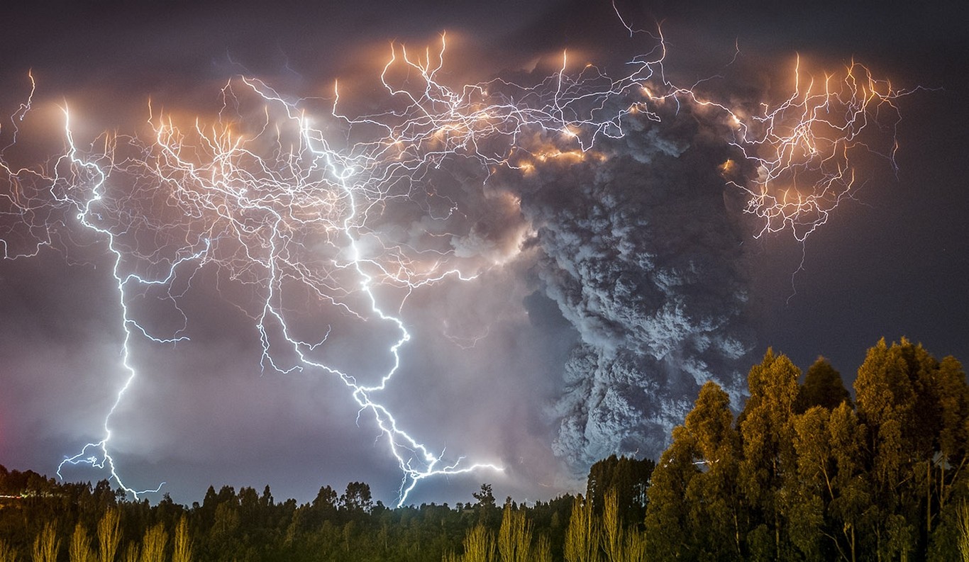 Lightning Volcano Eruptions Smoke Forest Chile Night Nature Lights Landscape 1366x793