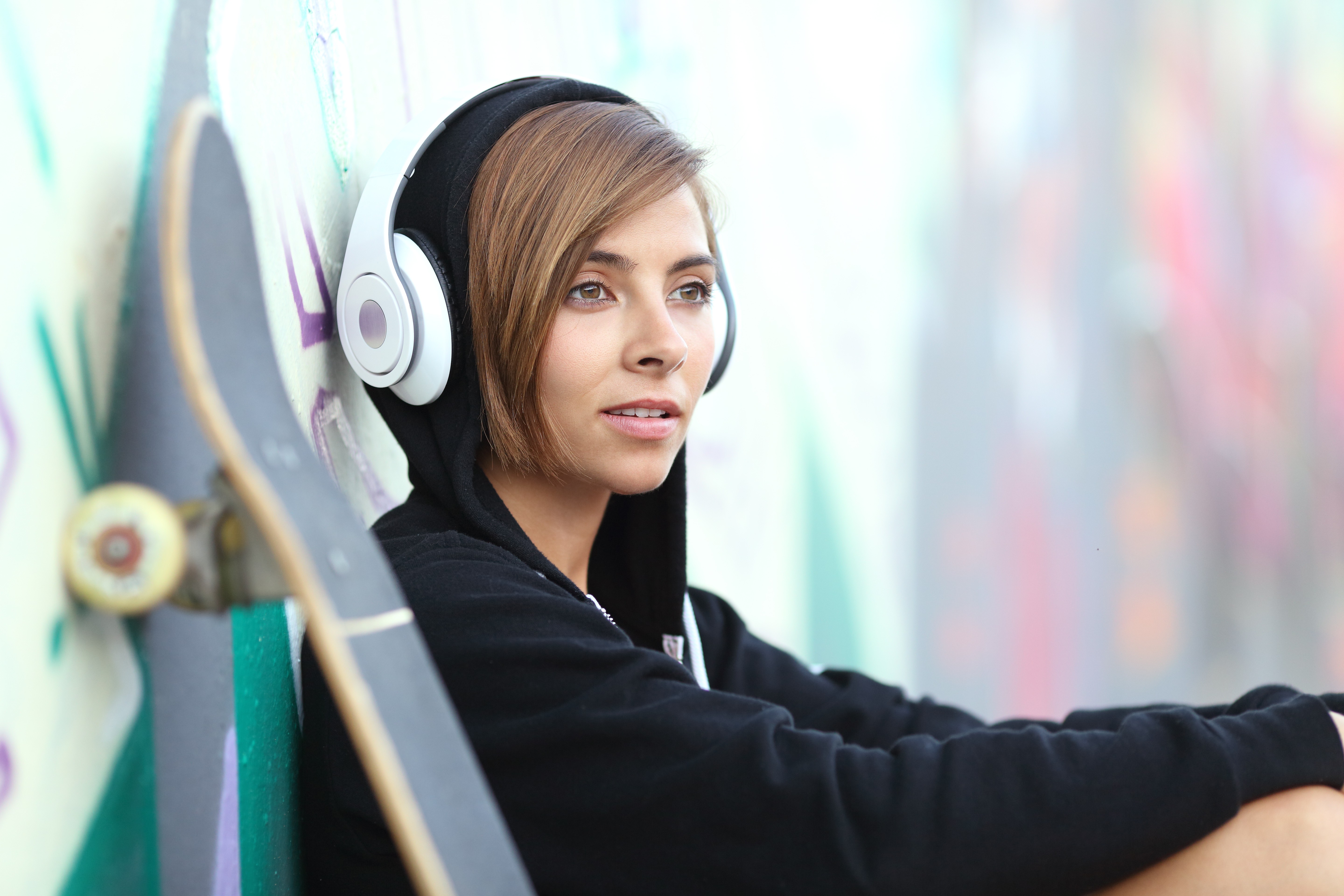 Headphones Skateboarding Students Street Women Hoods 5760x3840