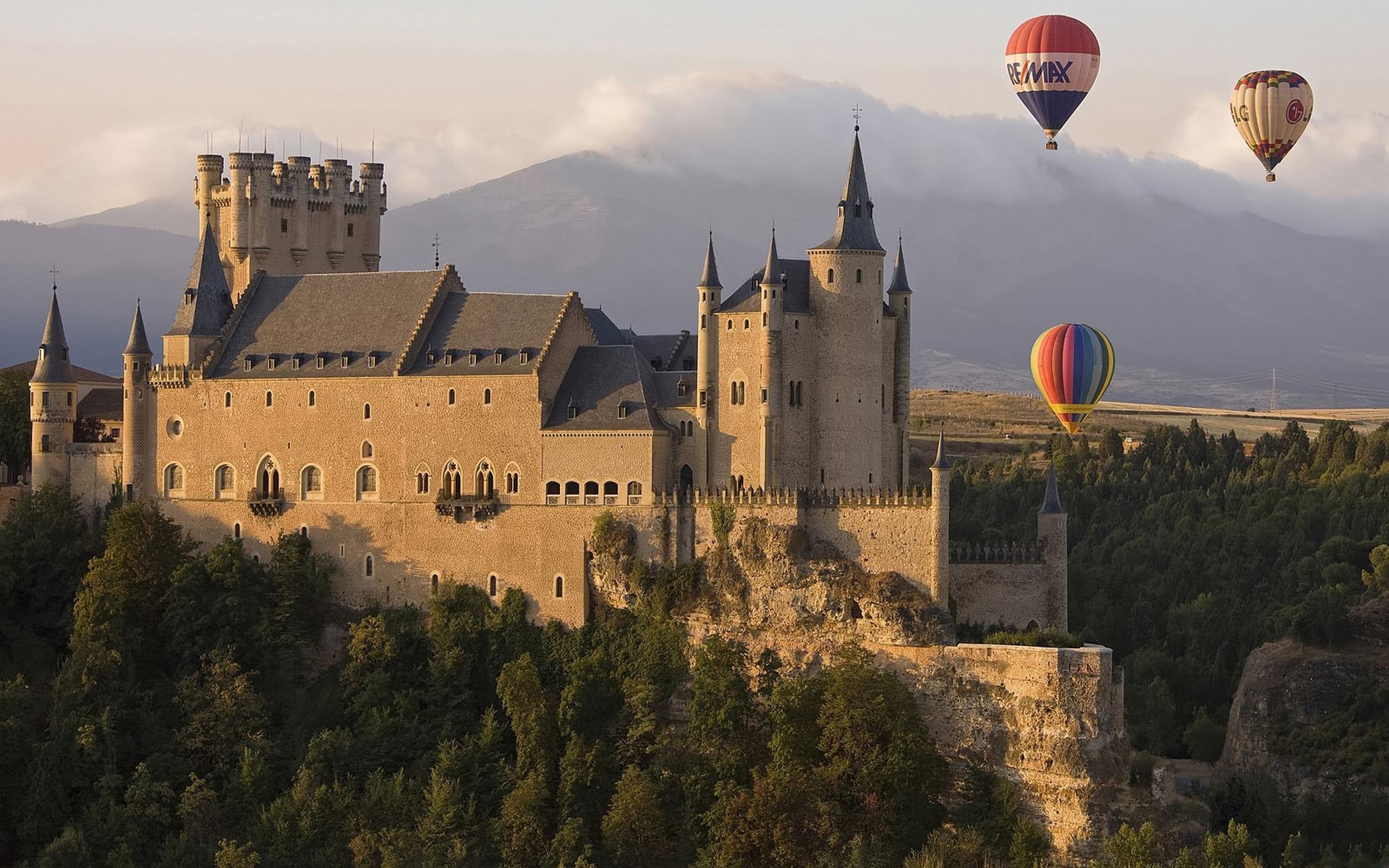 Castle Hot Air Balloons Segovia Mountains Medieval World Heritage Site 1920x1200