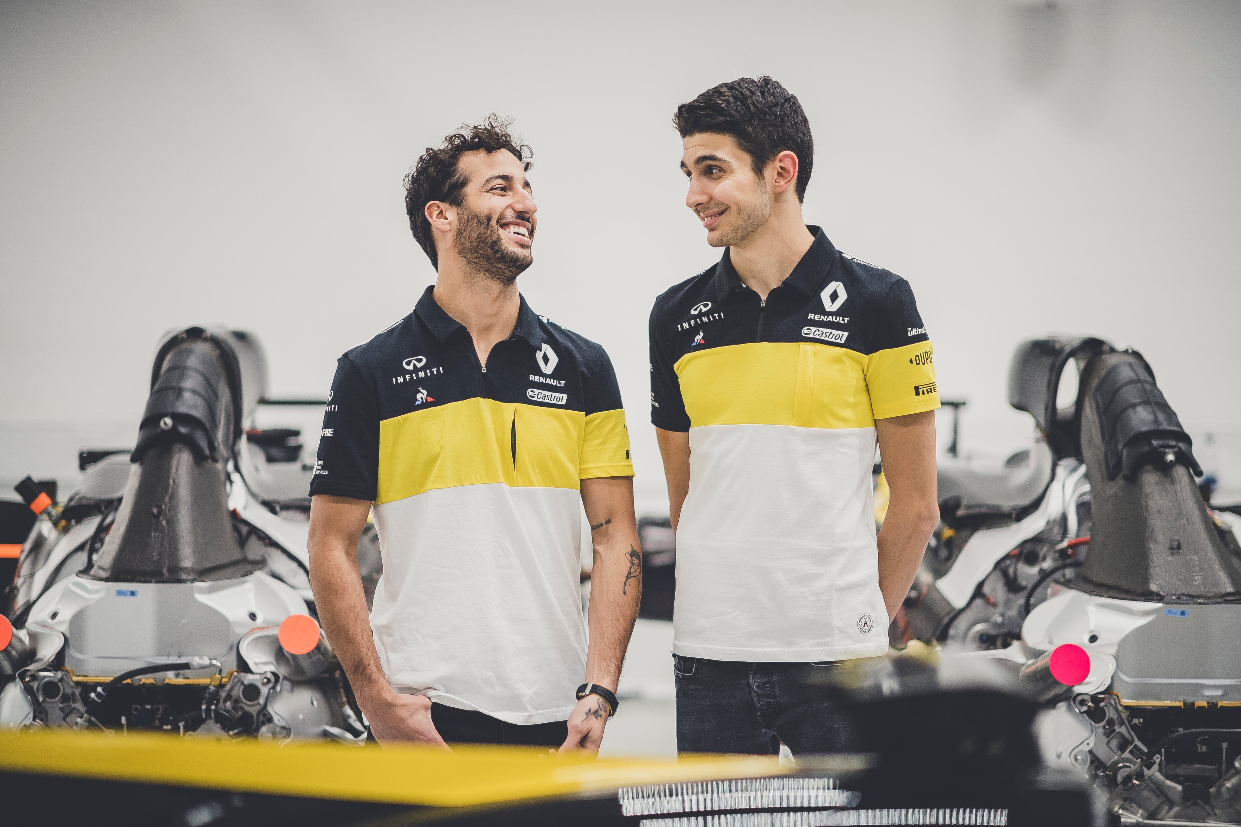 Renault Renault F1 Team Daniel Ricciardo Esteban Ocon 4096x2731