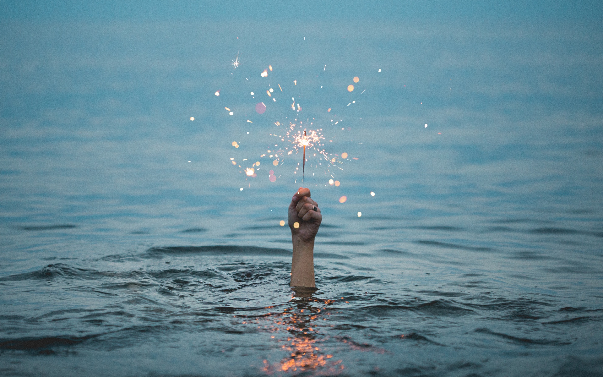 Sea Water Hands Fire Photography Sparkler Kristopher Roller 1920x1200