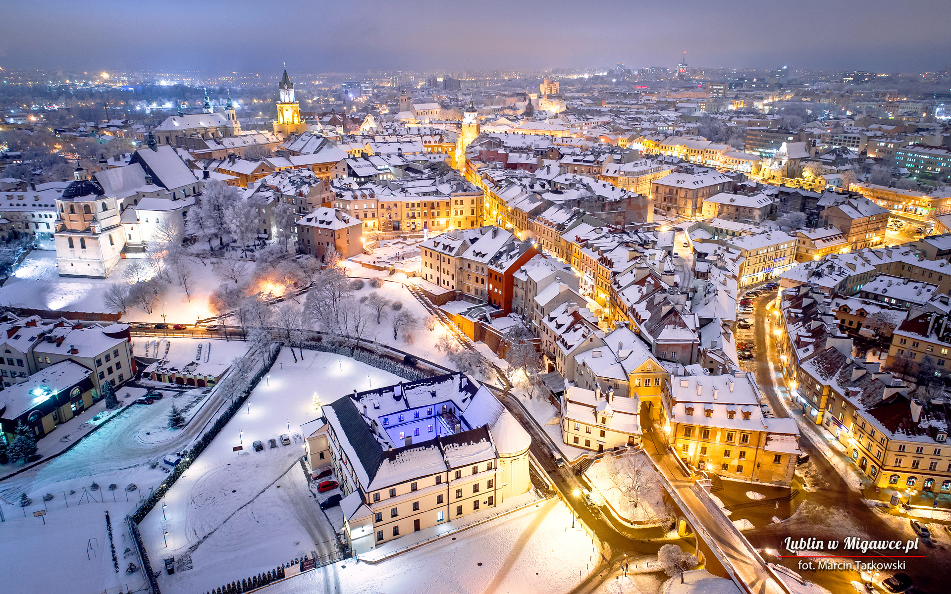 Lublin Poland Polish Cityscape Tourism Tourist Europe Snow Winter 1920x1200