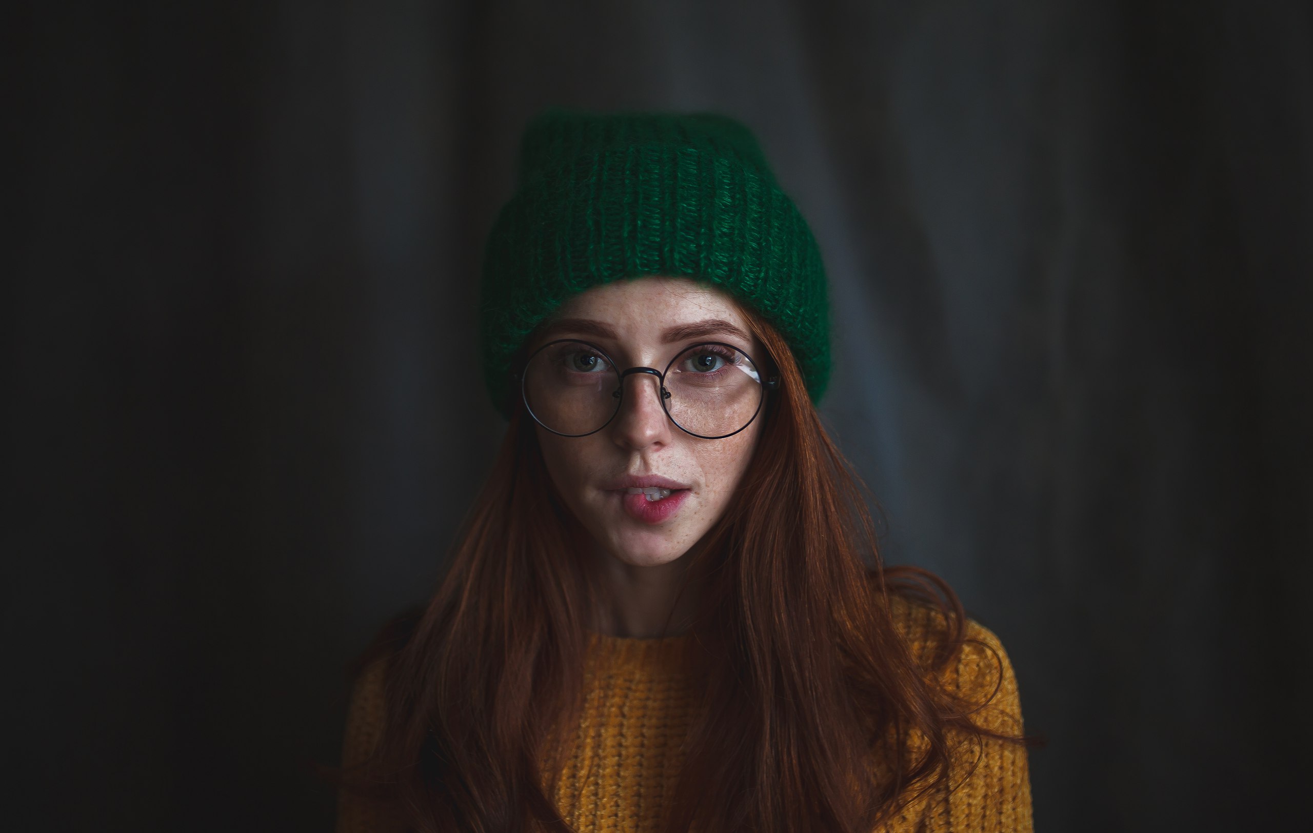 Portrait Women Model Women With Glasses Looking At Viewer Redhead Sweater Biting Lip Woolly Hat Wome 2560x1624
