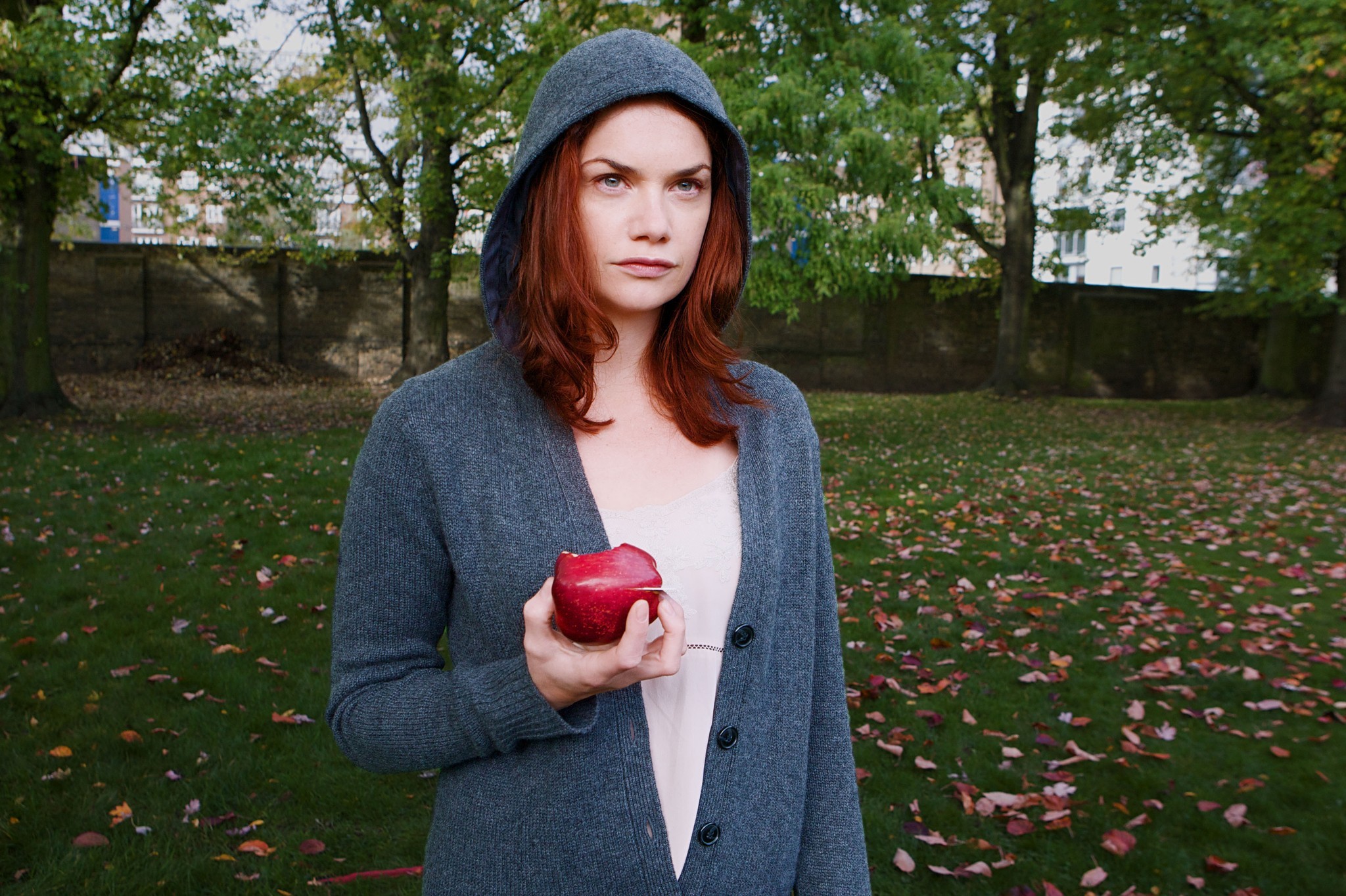 Women Apples Redhead Ruth Wilson Women Outdoors Fruit Hoods Face 2048x1365