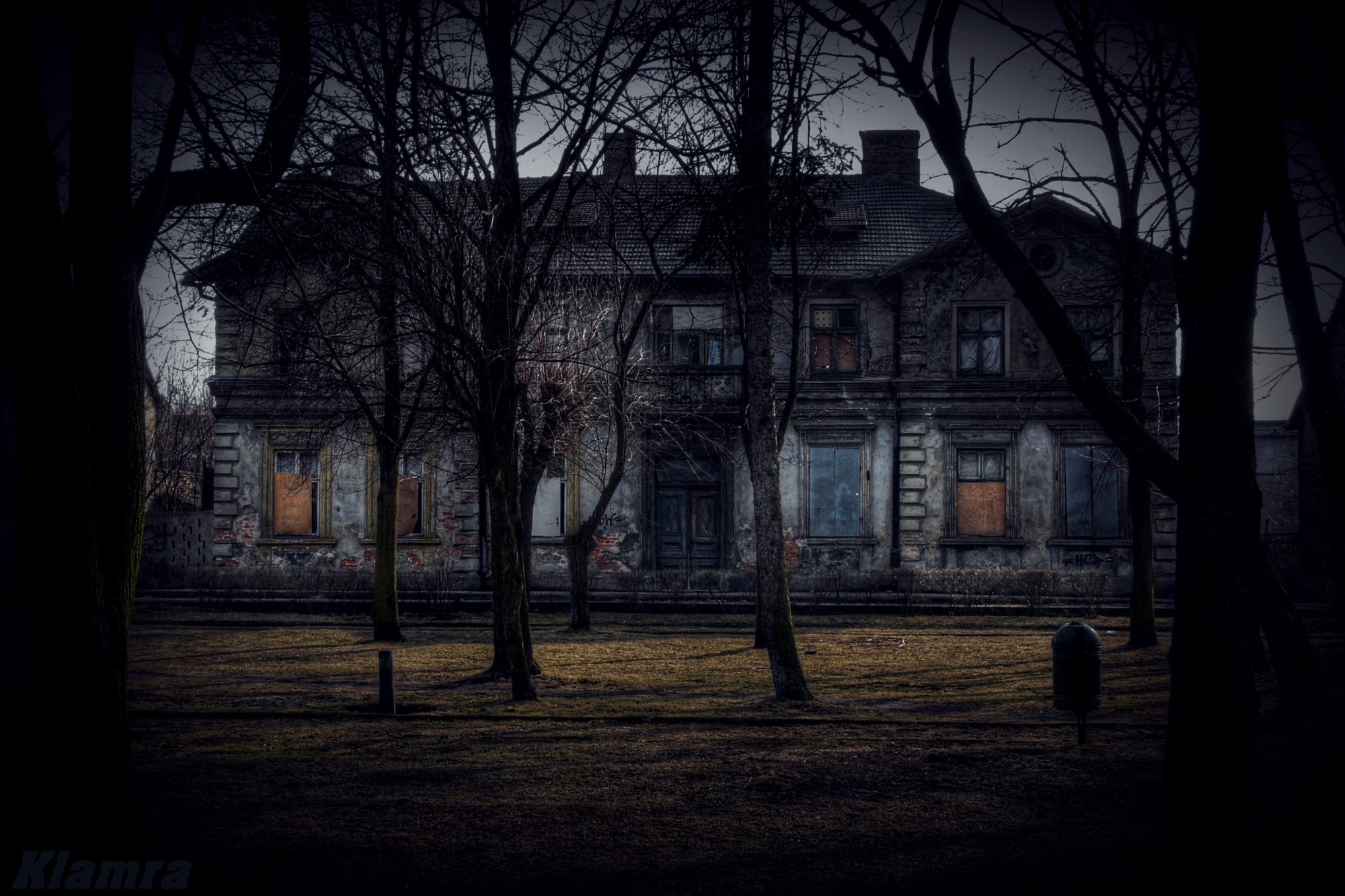 Abandoned Urbex Poland House Nightmare 2000x1333