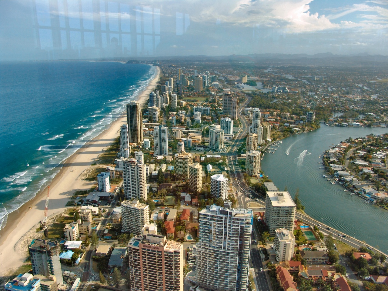 Surfers Paradise 1280x960