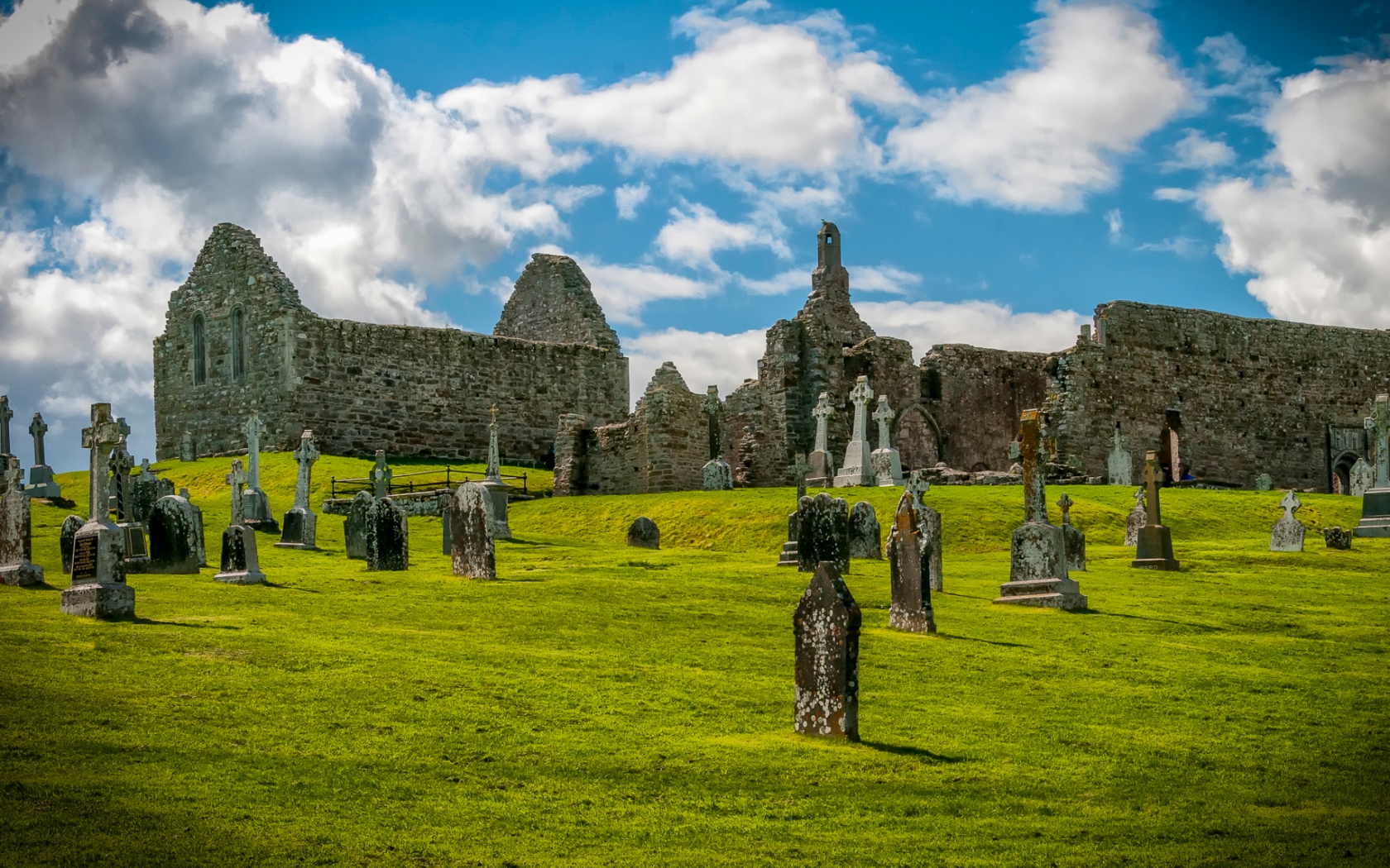 Clonmacnoise Ireland Cross Monastery Cemetery Architecture 1680x1050