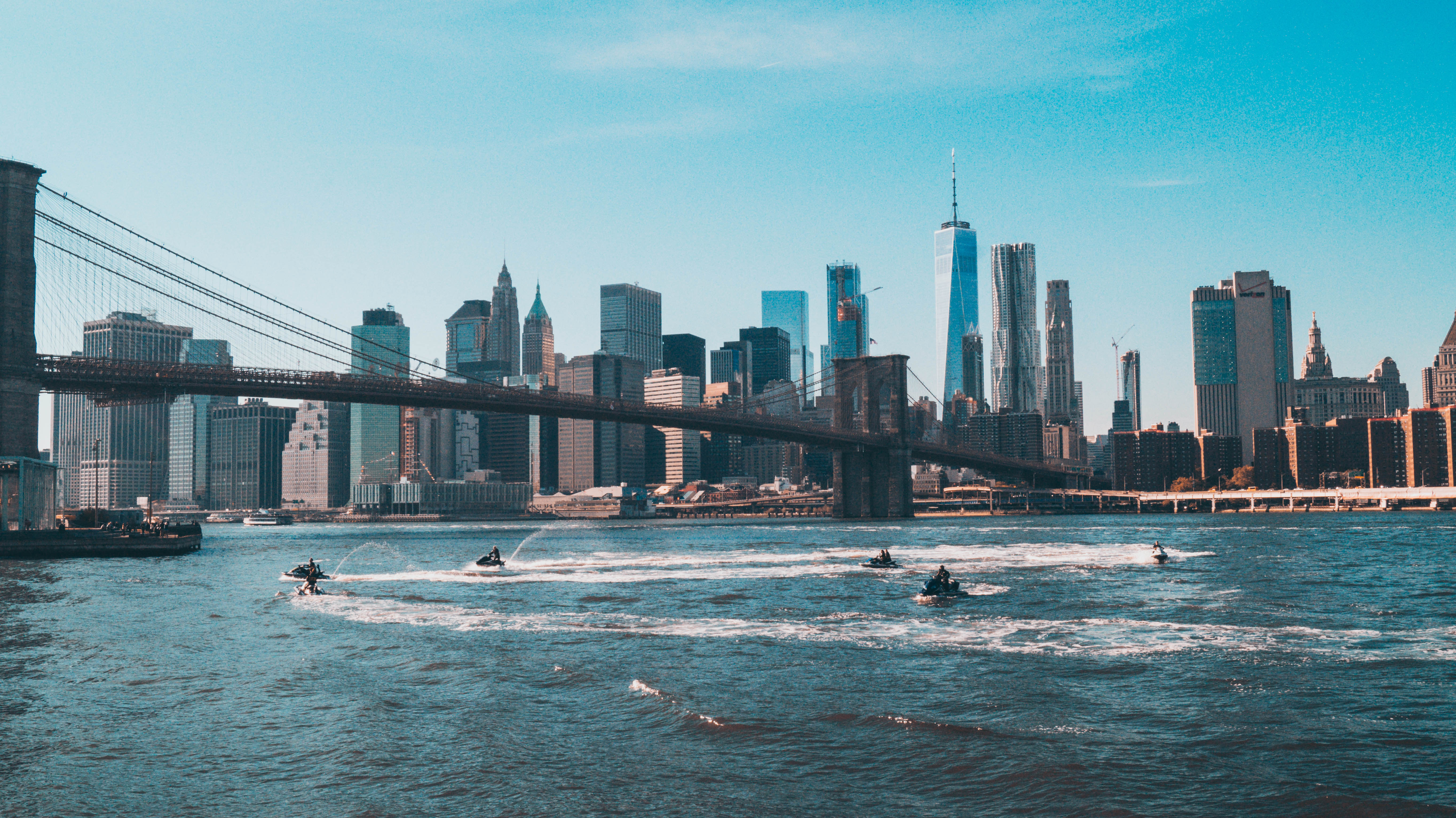 New York City Water Cityscape Brooklyn Bridge Scyscrapers Jetskis 5456x3064
