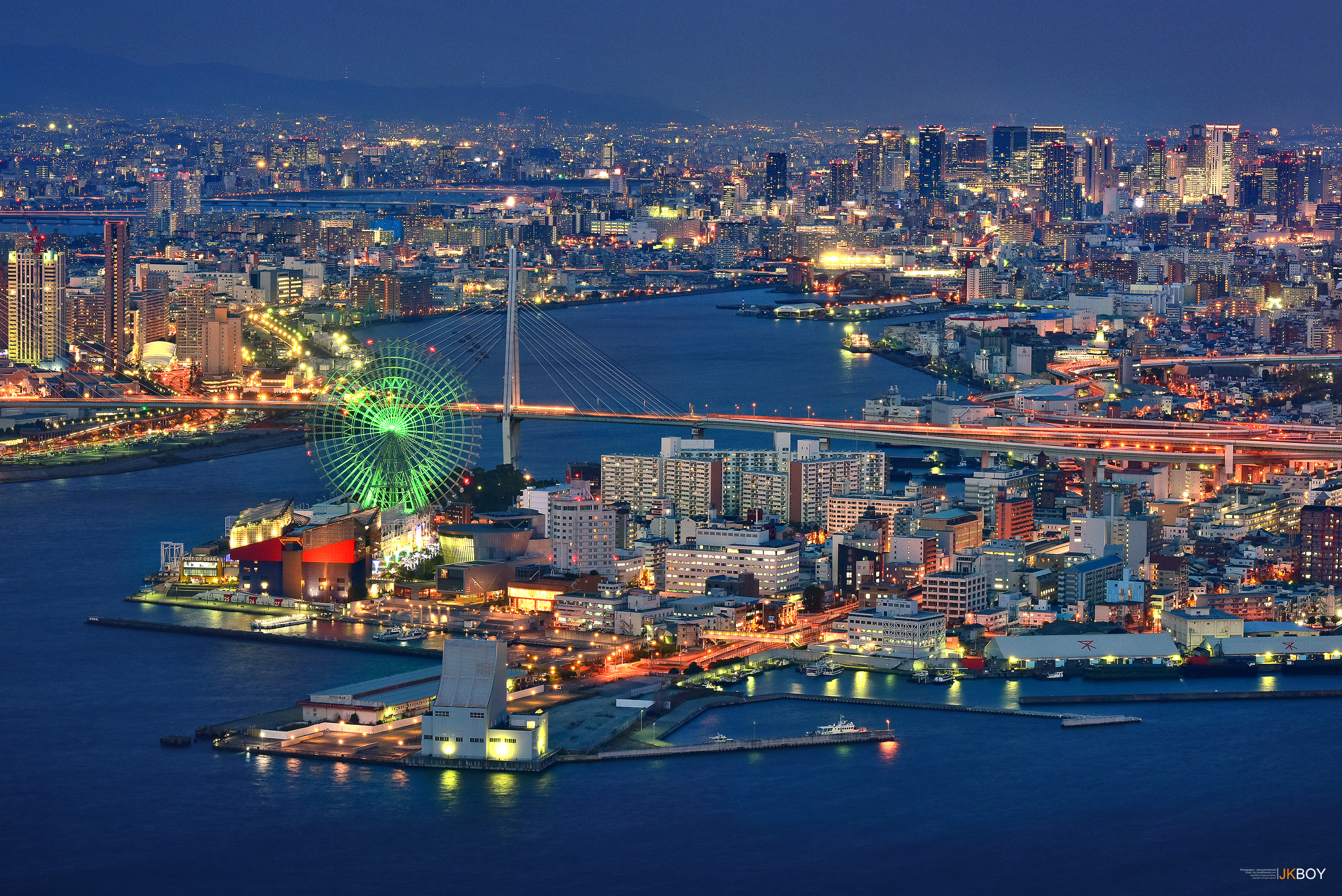 Osaka Japan Cityscape 2400x1602
