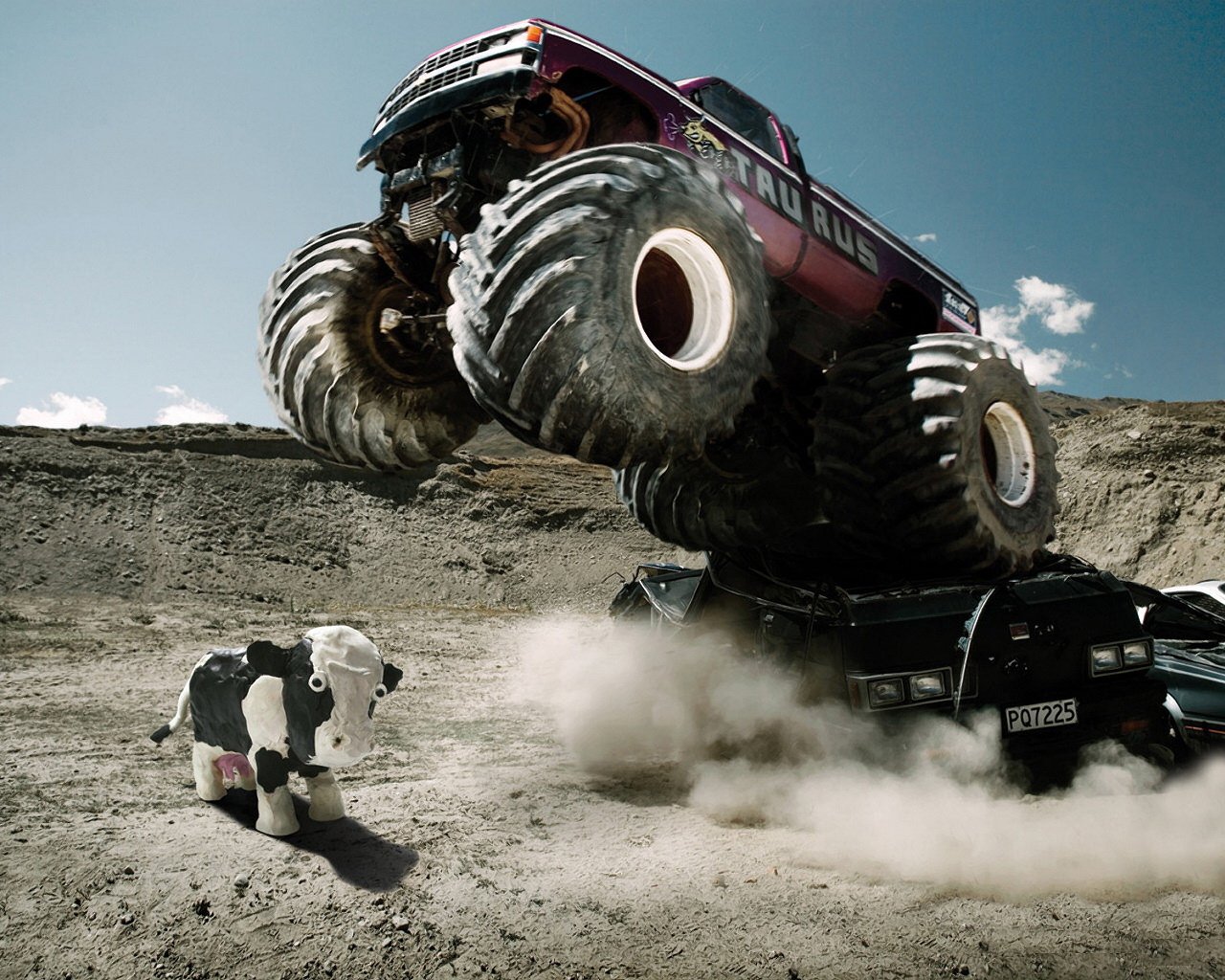 Cow Monster Trucks Vehicle Car Trucks Numbers 1280x1024