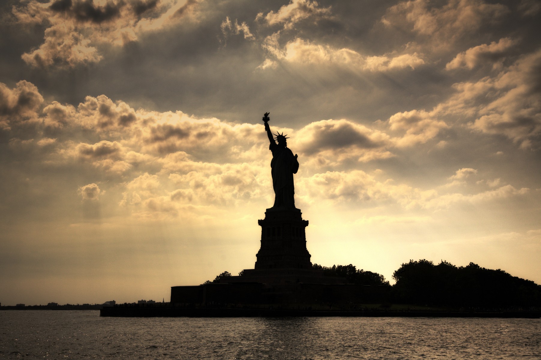 Silhouette Statue Of Liberty Clouds USA New York City Beige 1803x1200