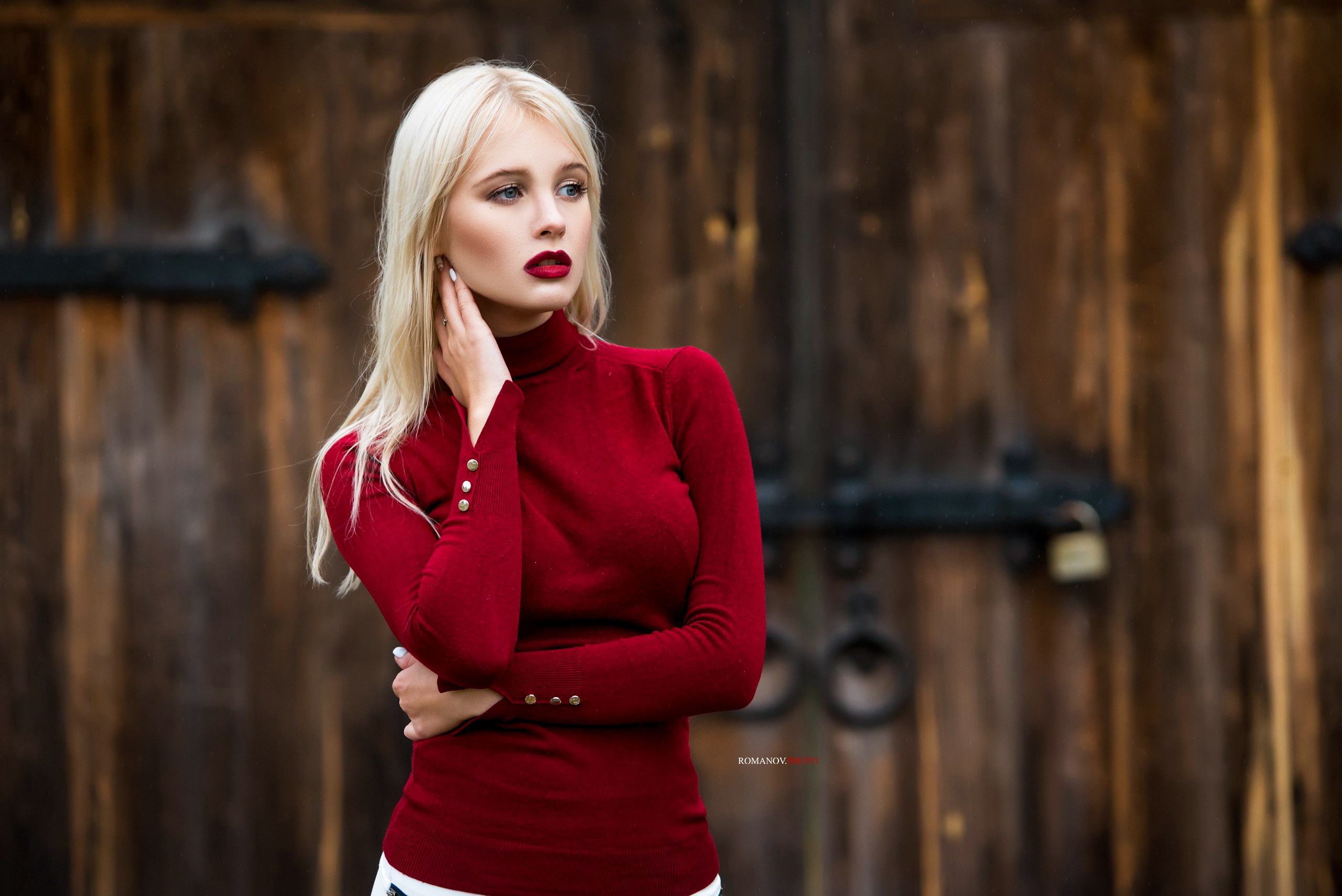 Blonde Women Model Red Sweater Platinum Blonde Long Hair Maksim Romanov Looking Into The Distance Re 2560x1709