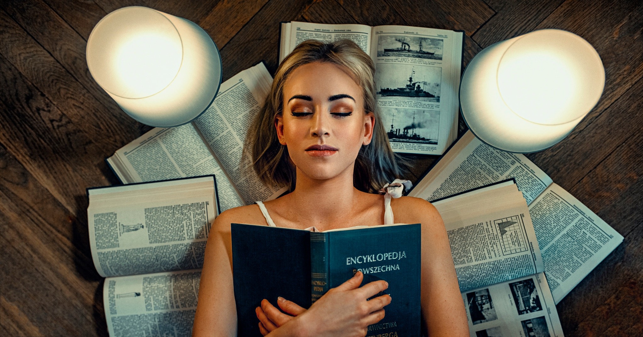 Women Blonde Closed Eyes Top View Books Lamp Damian Piorko 2048x1074