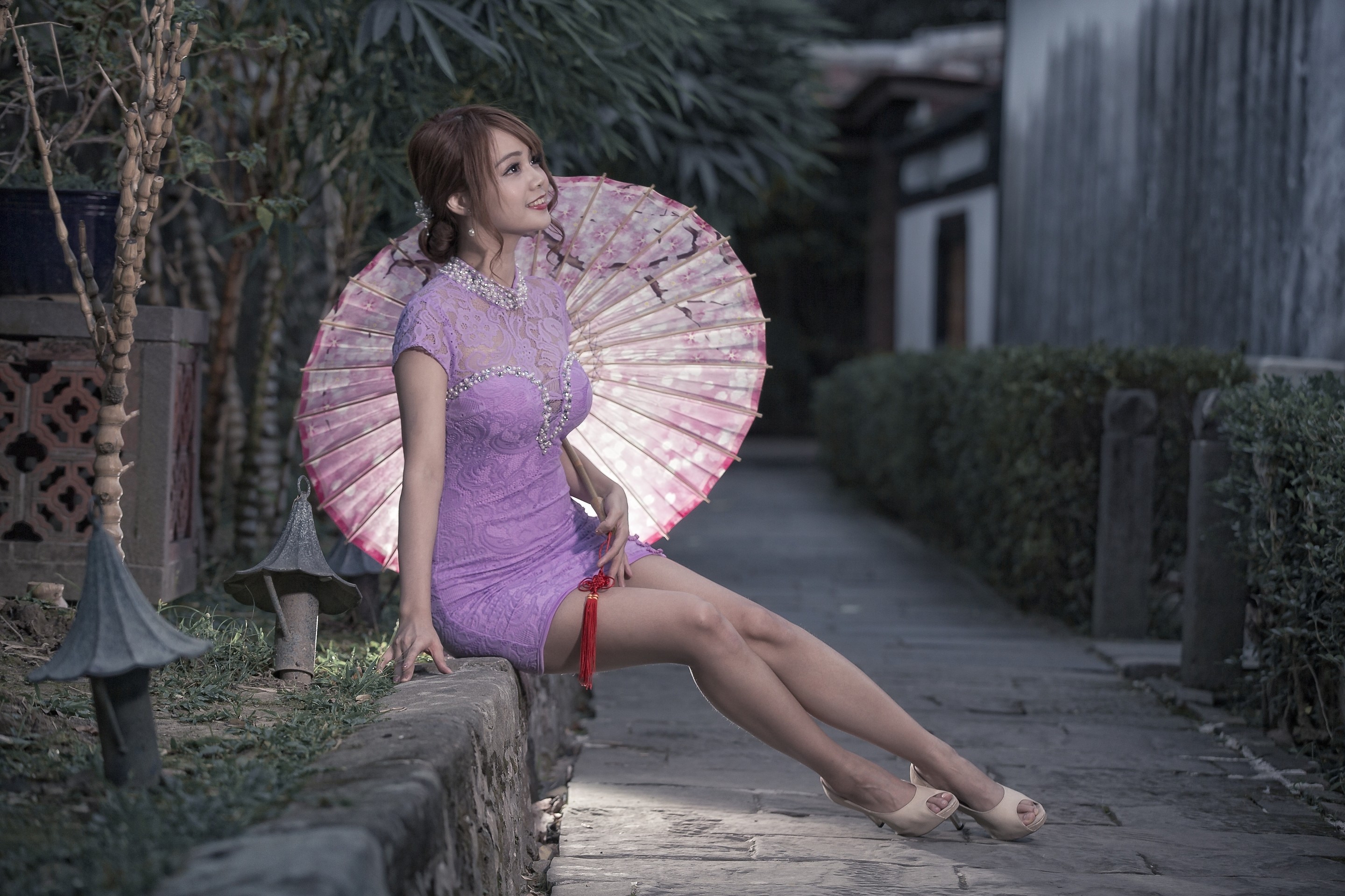Asian Umbrella Women Model Legs High Heels Sun Hui Tong 2880x1920