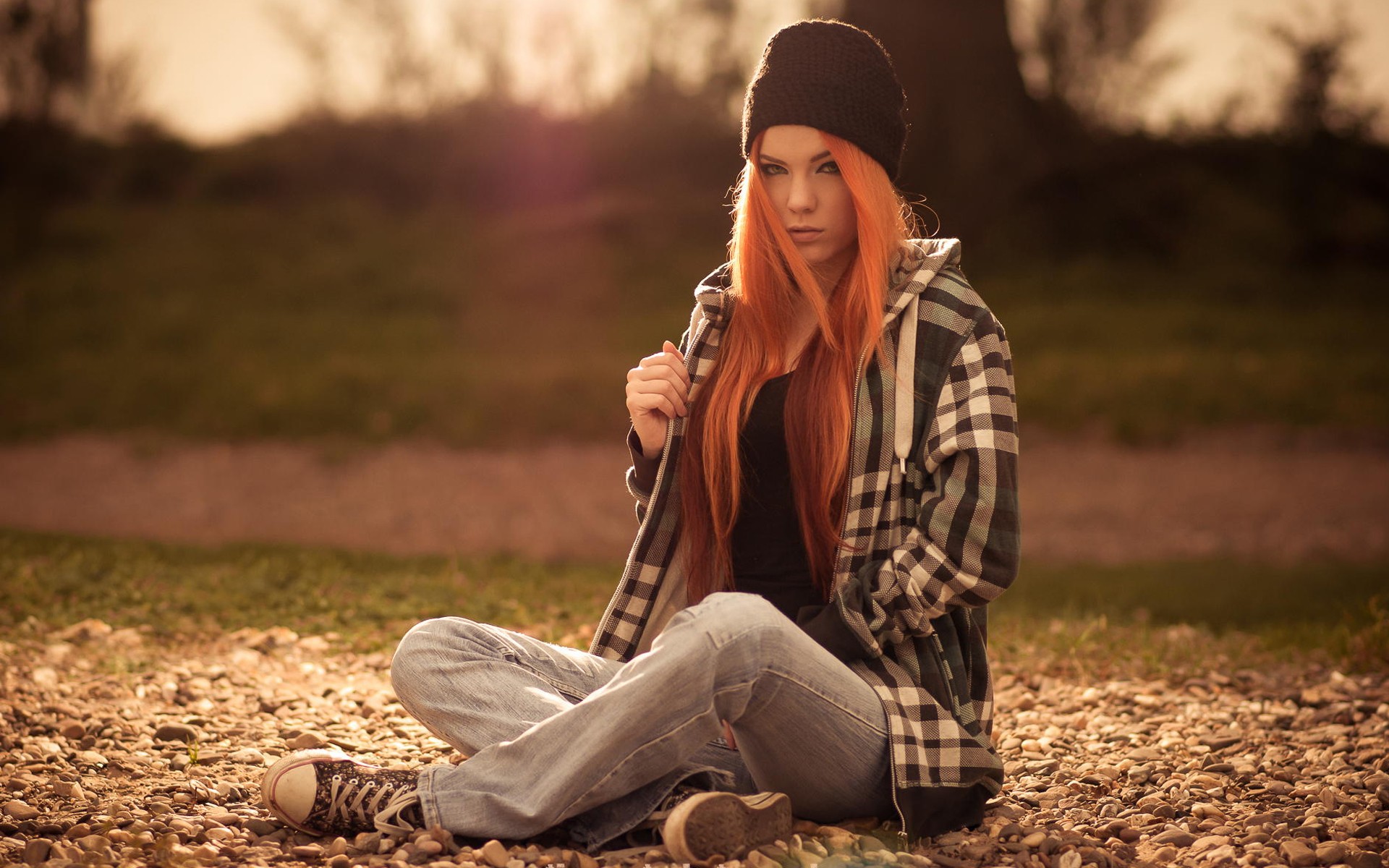 Zara Axeronias Model Redhead Jeans Nature Long Hair Women Women Outdoors Jacket Wool Cap 1920x1200