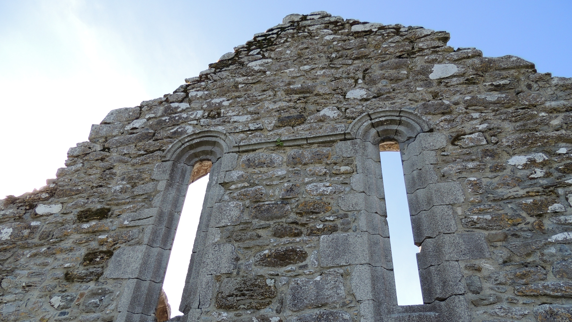 Clonmacnoise Ireland Monastery 1920x1080