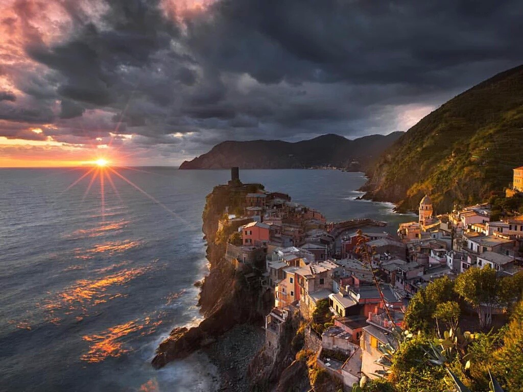 Vernazza Cinque Terre Town Sea Landscape 1024x768
