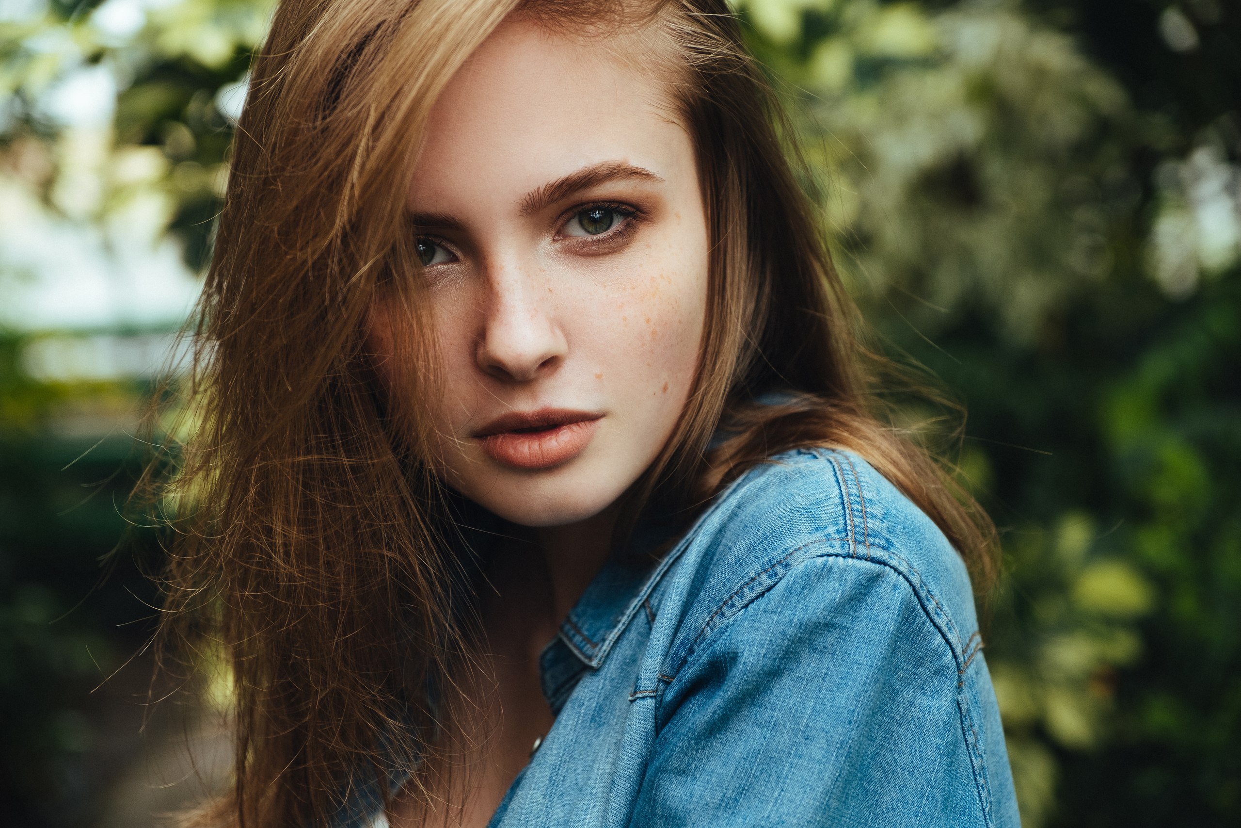 Women Face Portrait Women Outdoors Denim Shirt Jeans Shirt Green Eyes Closeup Hair In Face Model Bru 2560x1707