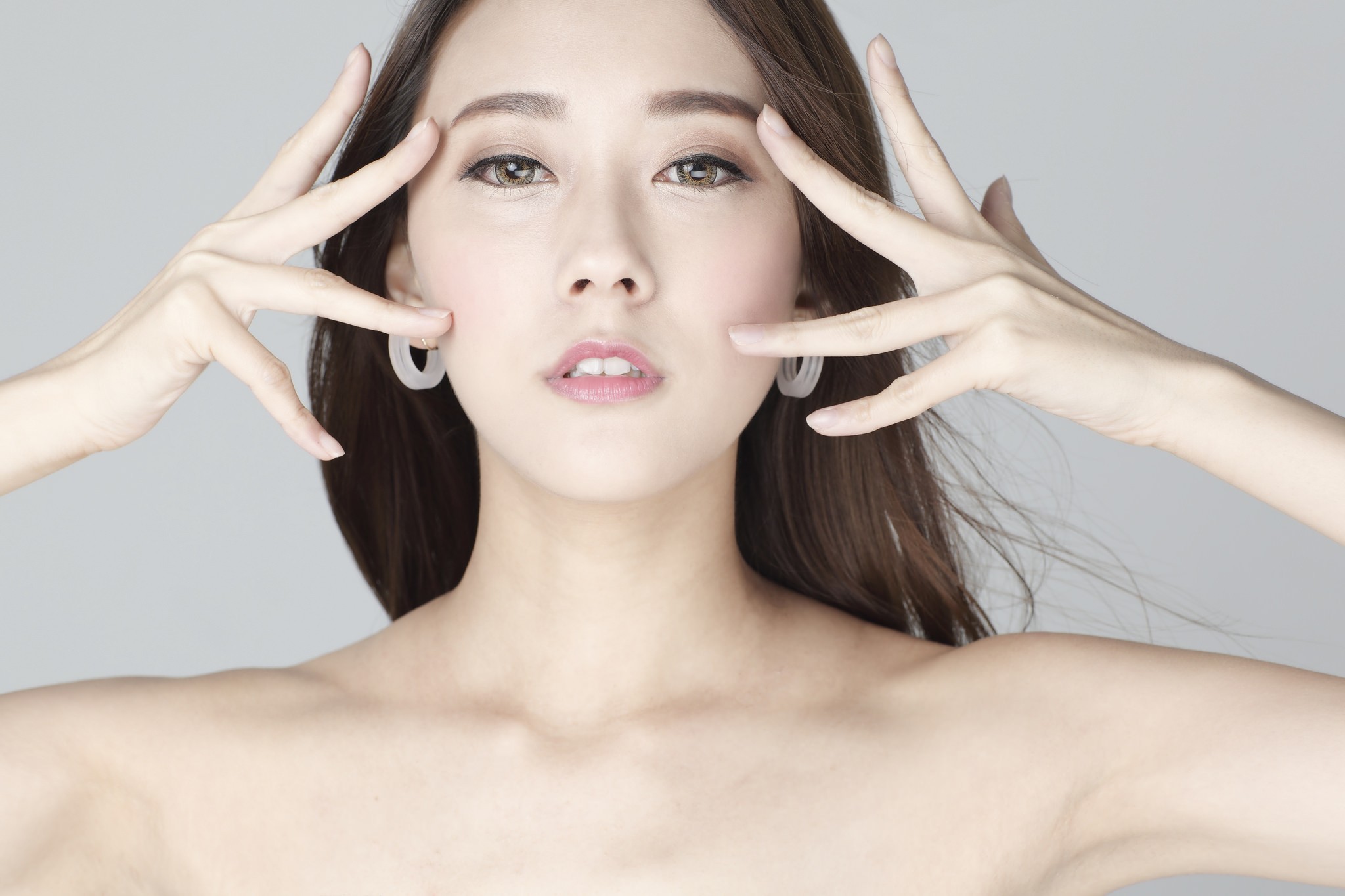 Asian Hands Fingers Face Women Model 2048x1365