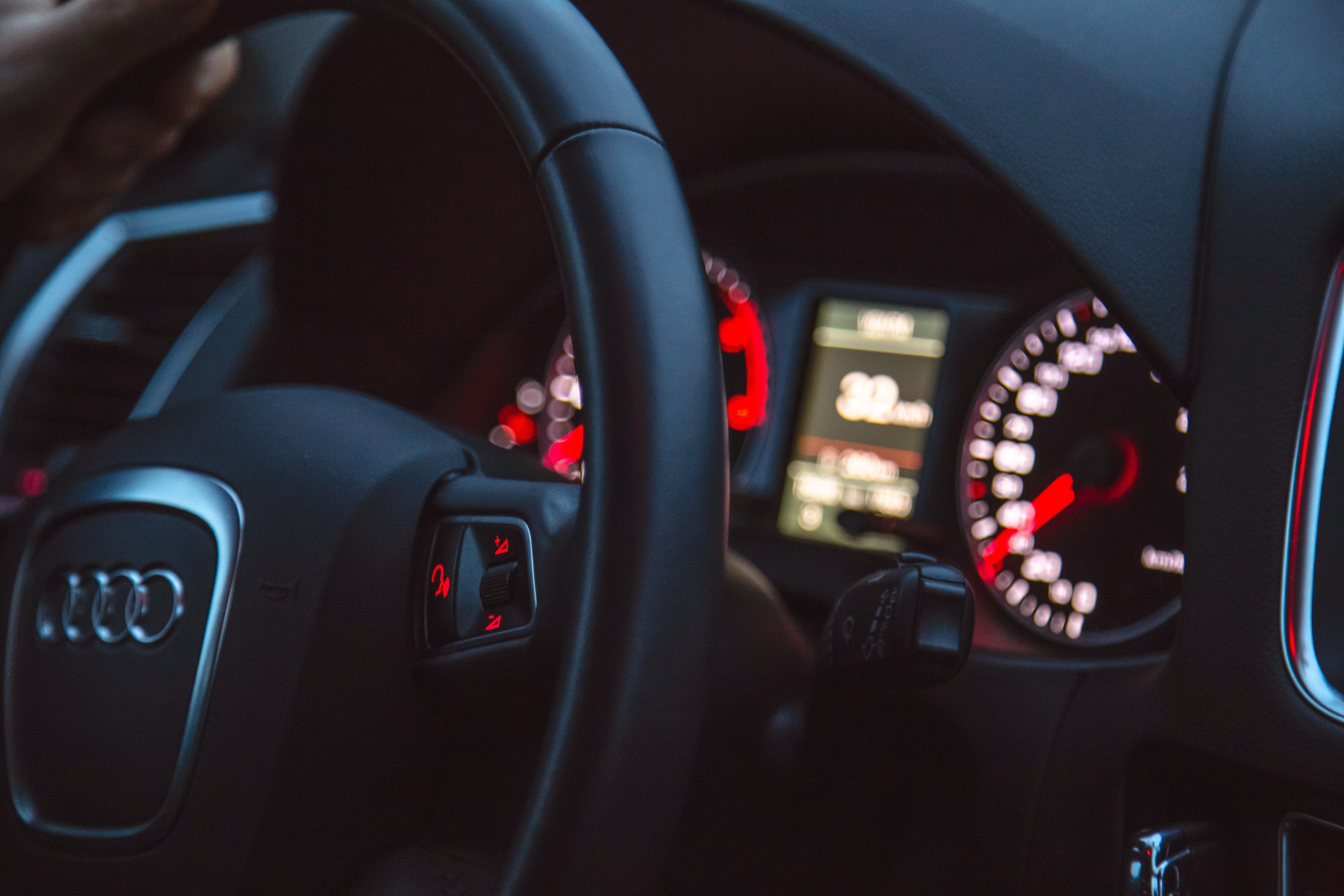 Audi Steering Wheel Tachometer 5472x3648