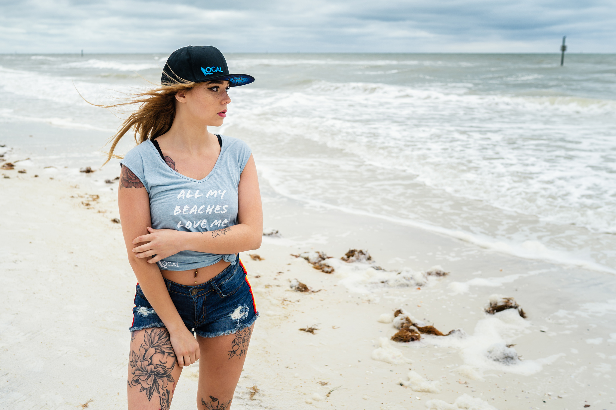 Maggie Moodie Women Model Baseball Caps Profile Looking Into The Distance Freckles T Shirt Beach Wom 2048x1365