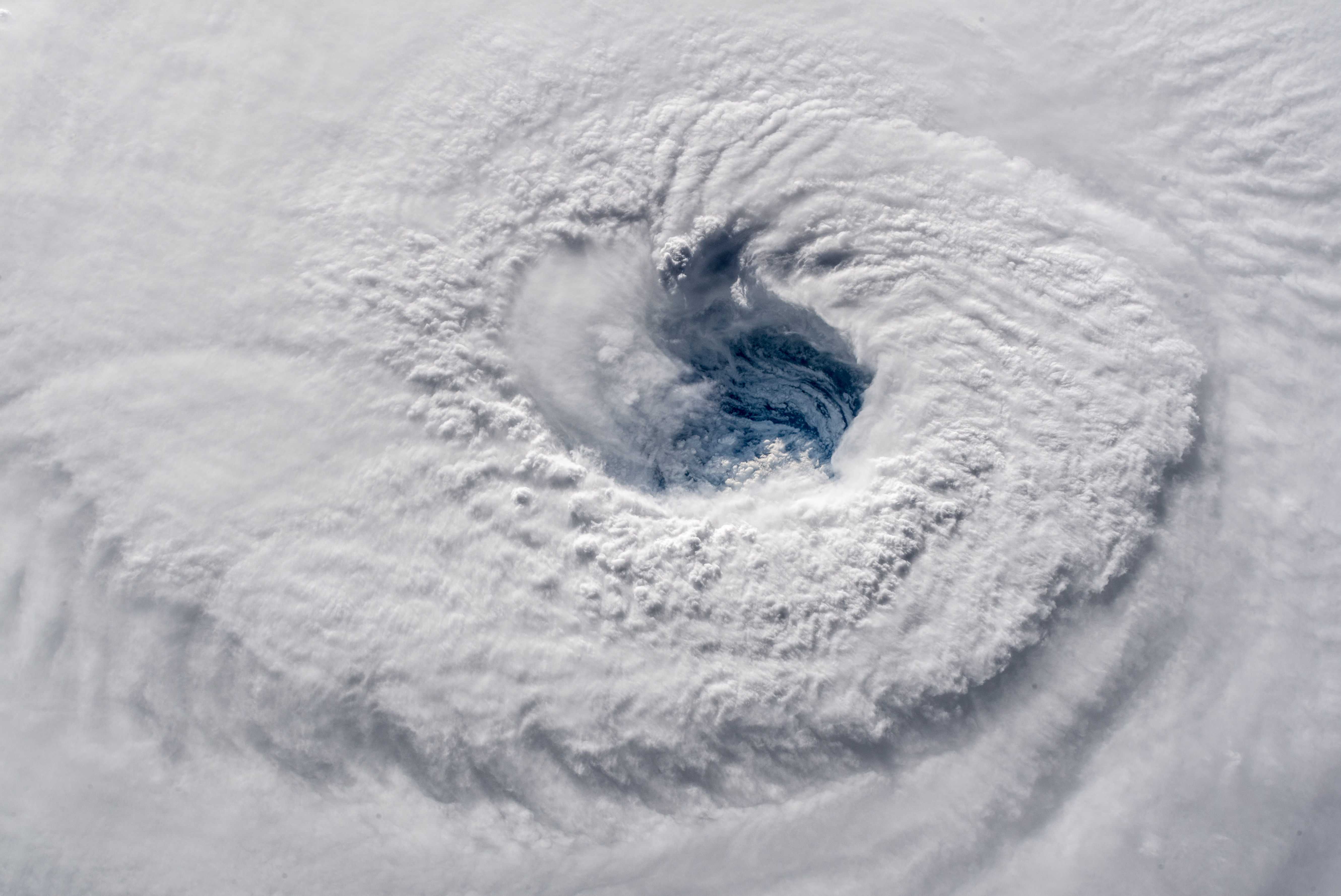 Hurricane Orbital Stations Clouds Spiral Cyclone Photography Alexander Gerst NASA Snow Science Space 5322x3558