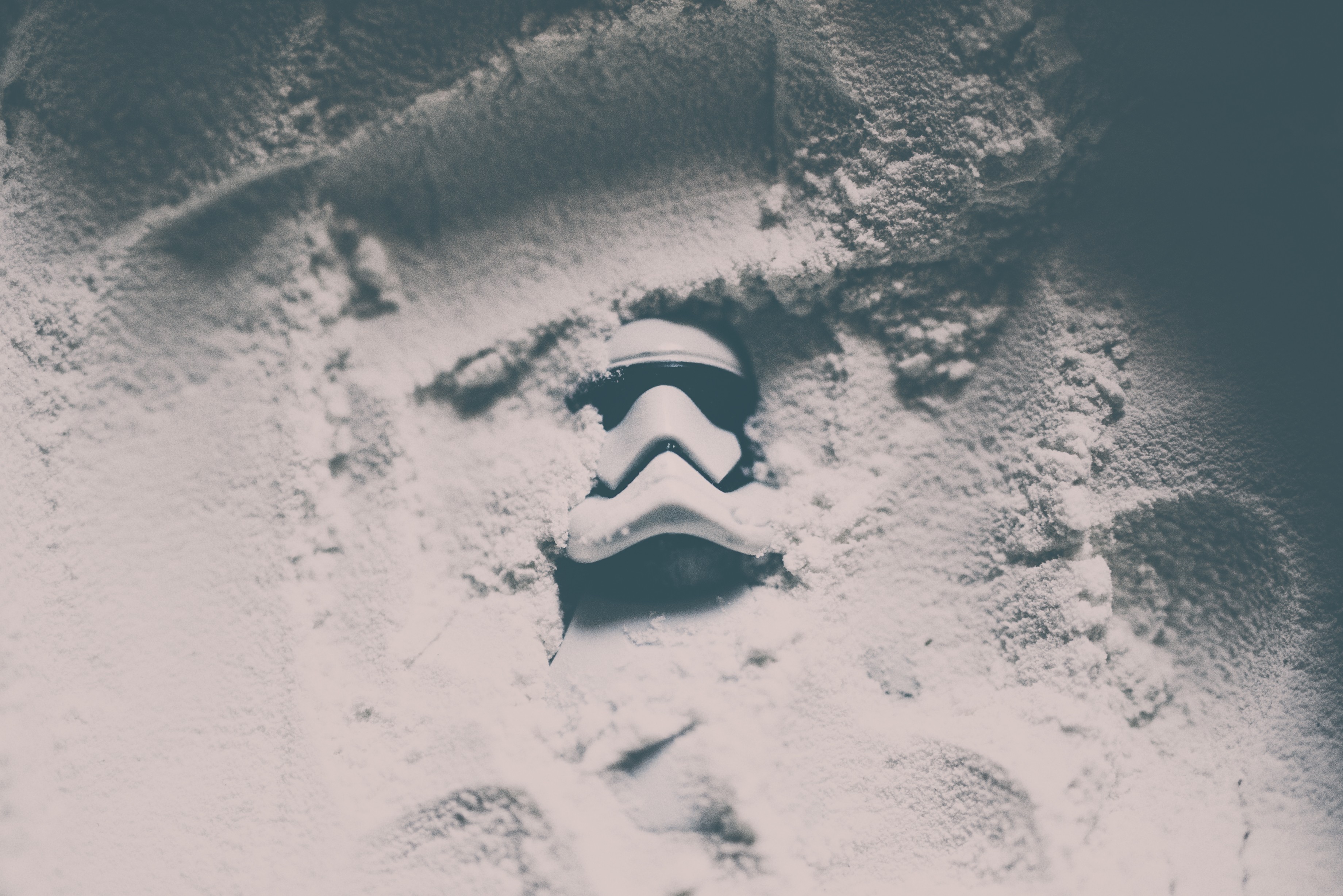 Stormtrooper Star Wars Trooper Simple Minimalism Helmet Jedi Sand 3680x2456