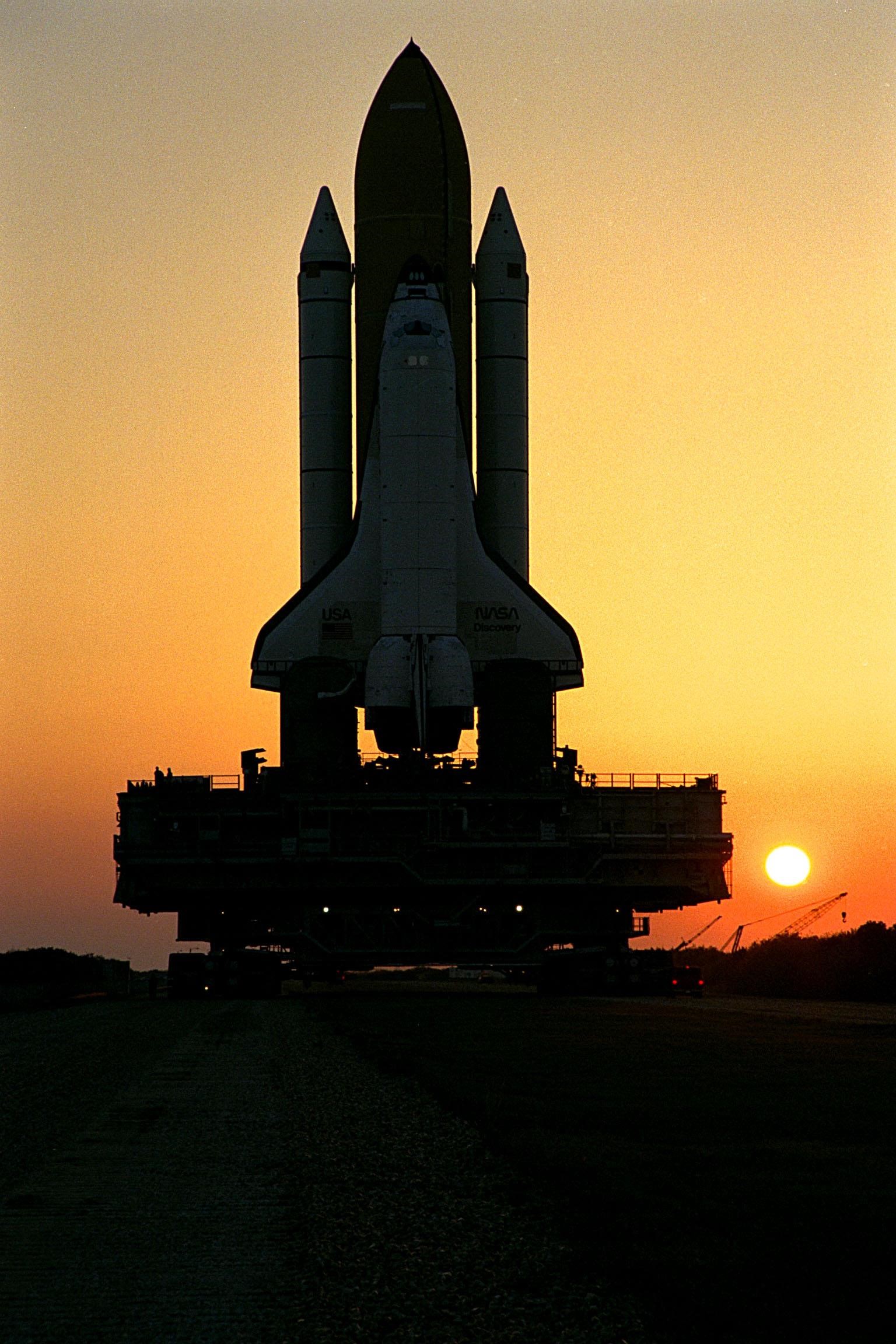 STS 91 Space Shuttle Discovery Kennedy Space Center NASA Astronomy Sunset 1536x2304
