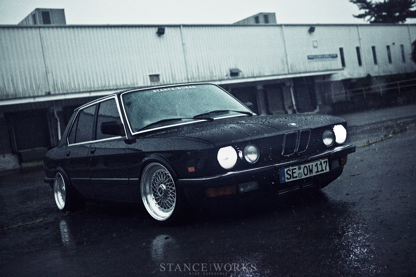 Vehicles BMW E28 1440x960