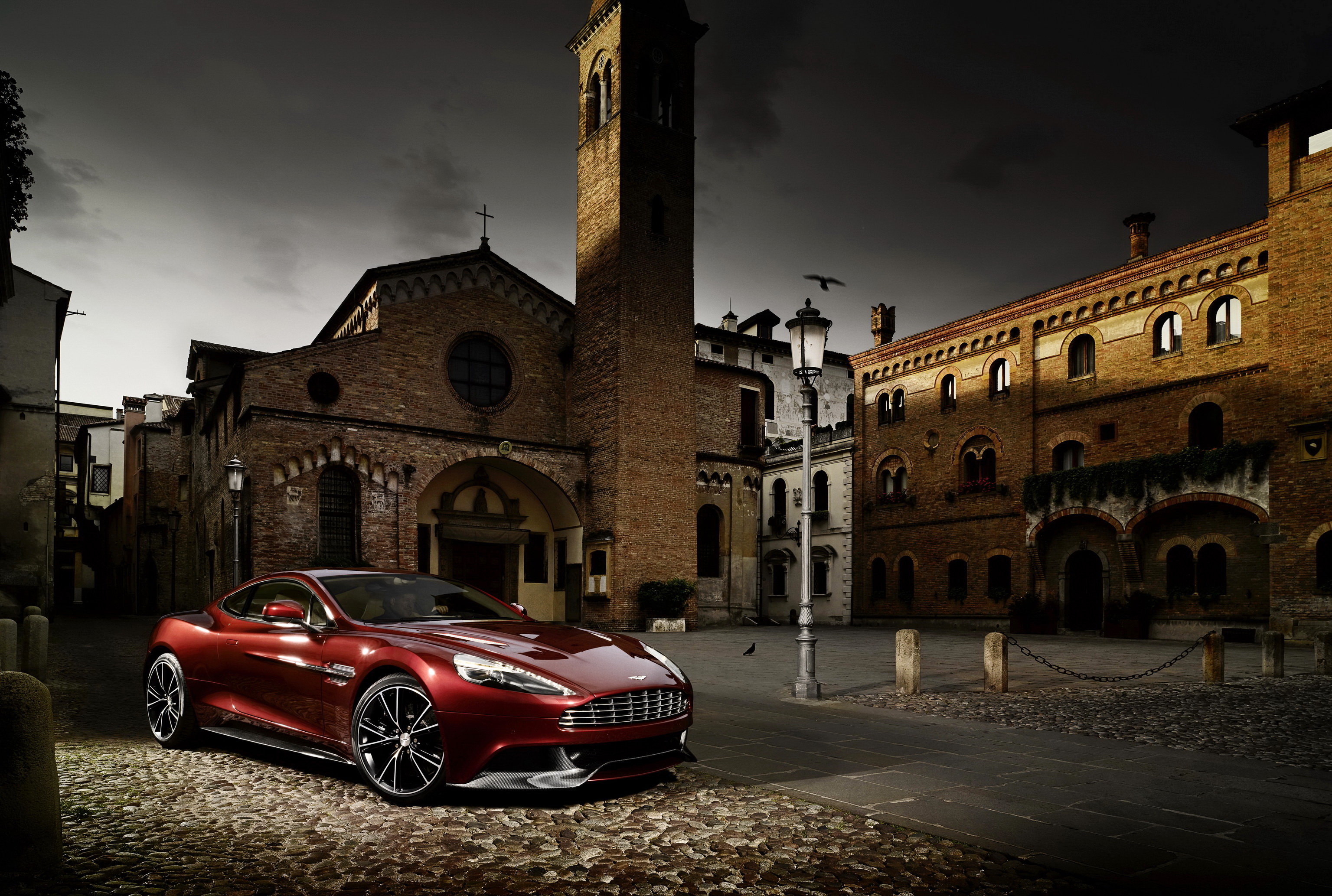 Vehicles Aston Martin Vanquish 3072x2067