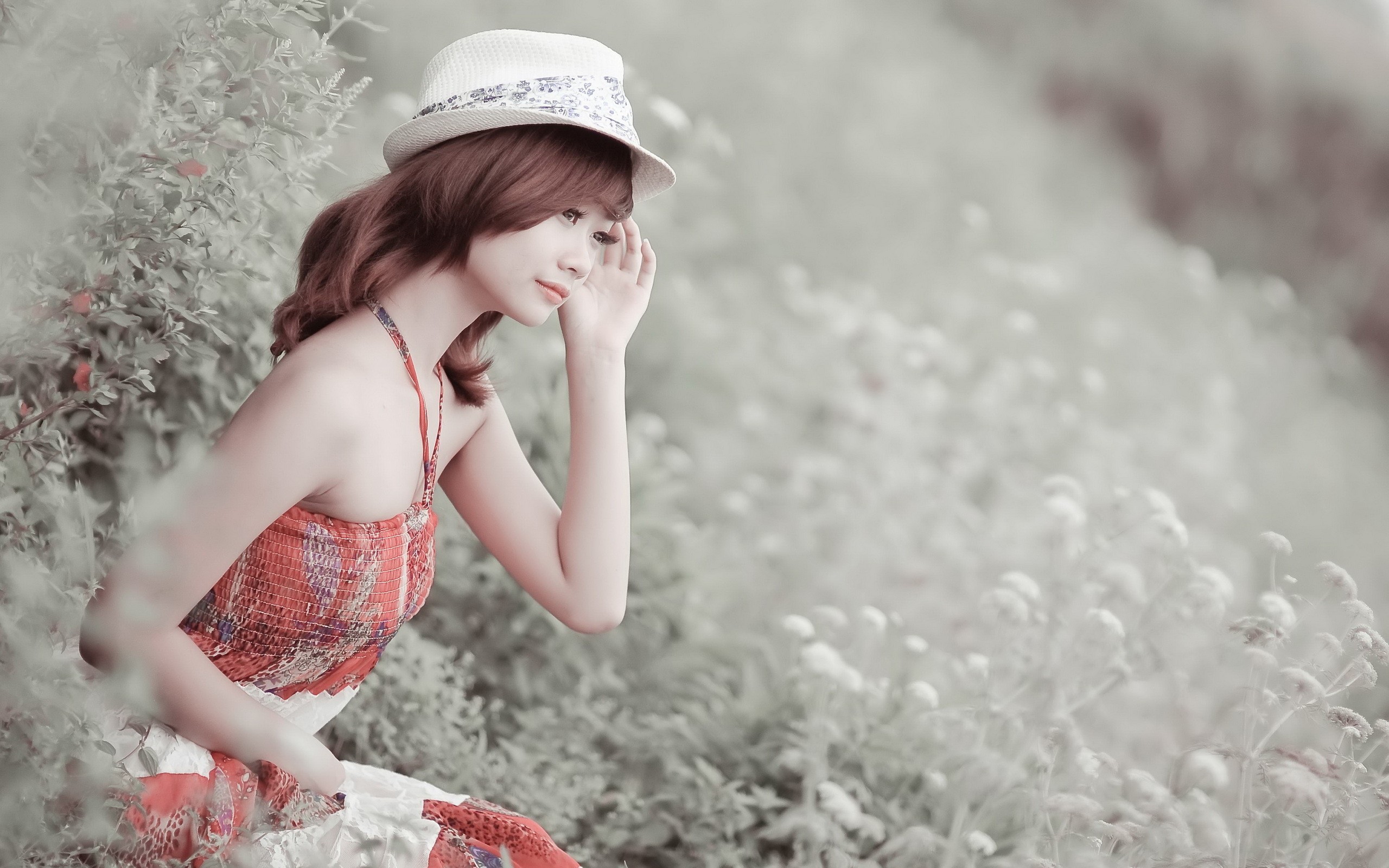 Asian Women Hat Women Outdoors Dress Model Millinery 2560x1600